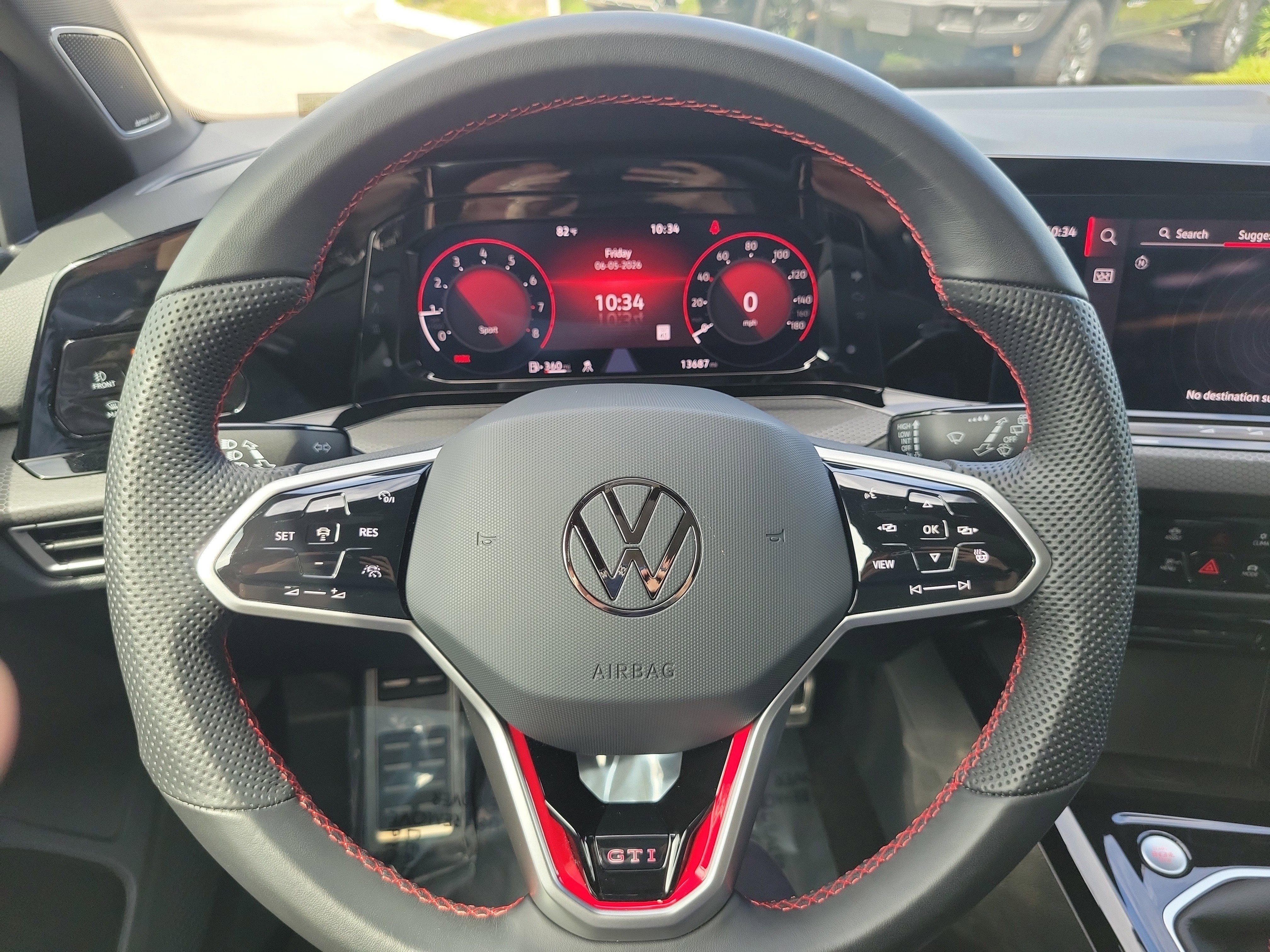 2024 Volkswagen Golf GTI 380 SE