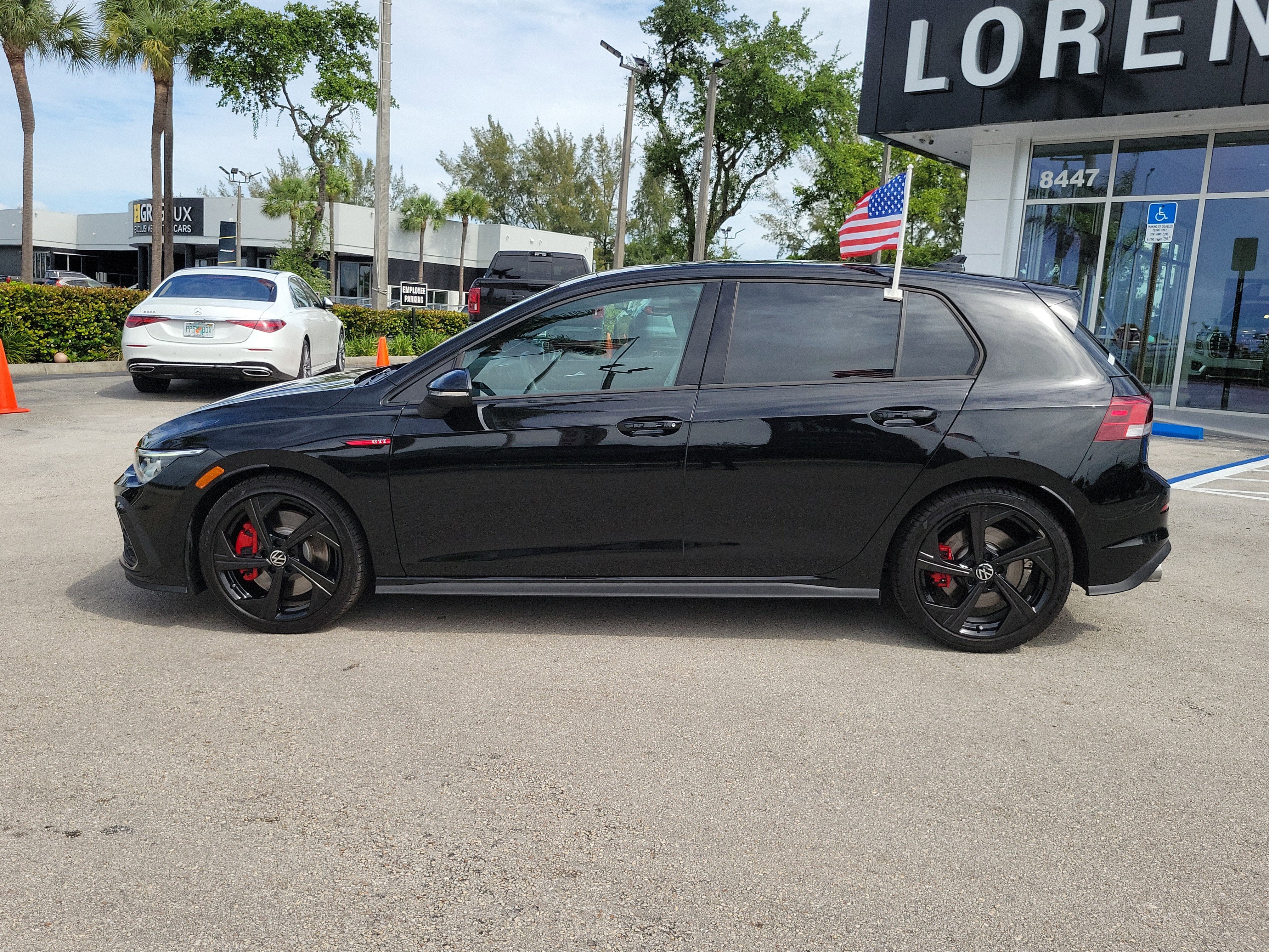2024 Volkswagen Golf GTI 380 SE
