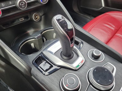 2021 Alfa Romeo Giulia BASE