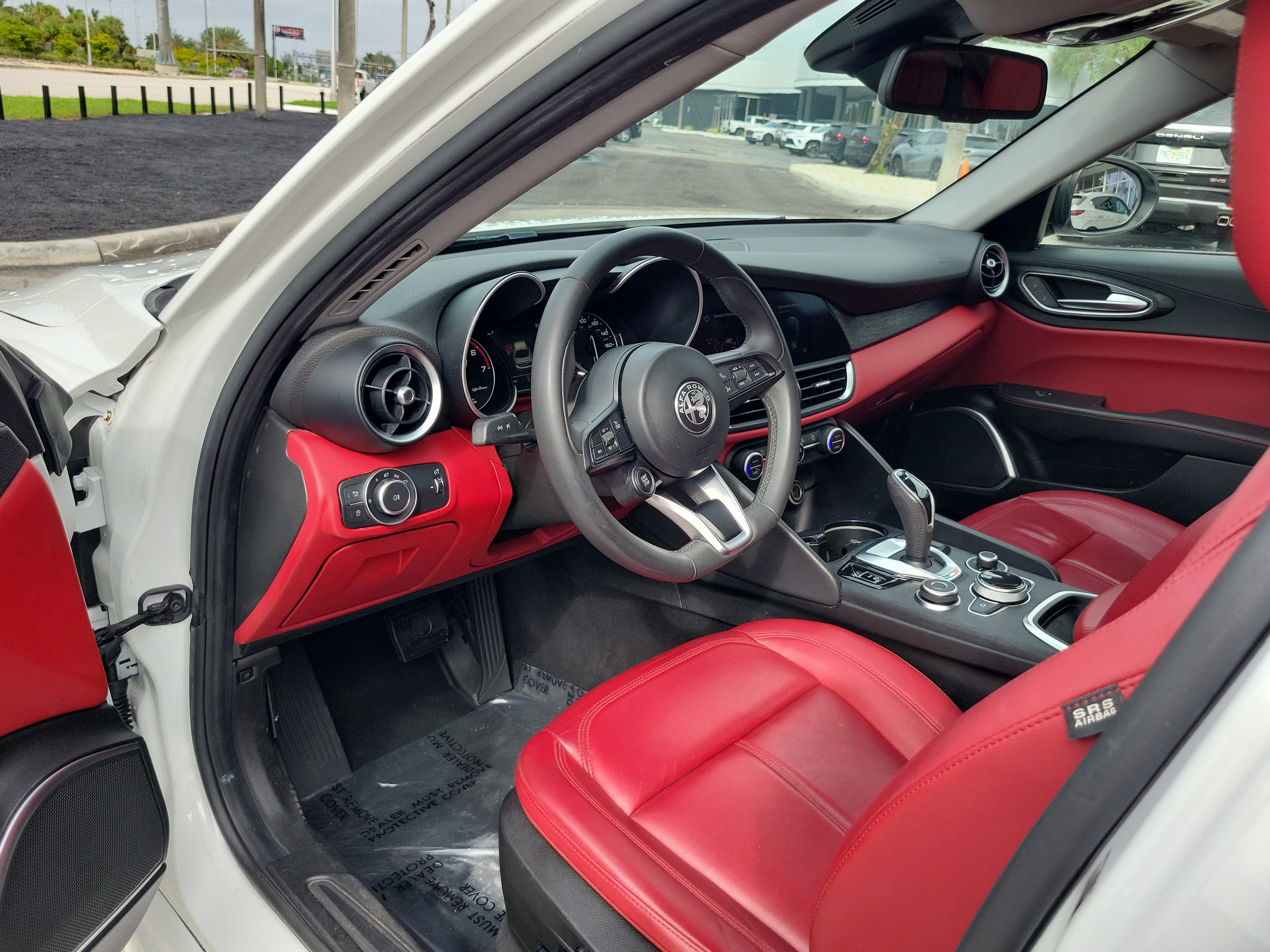 2021 Alfa Romeo Giulia BASE