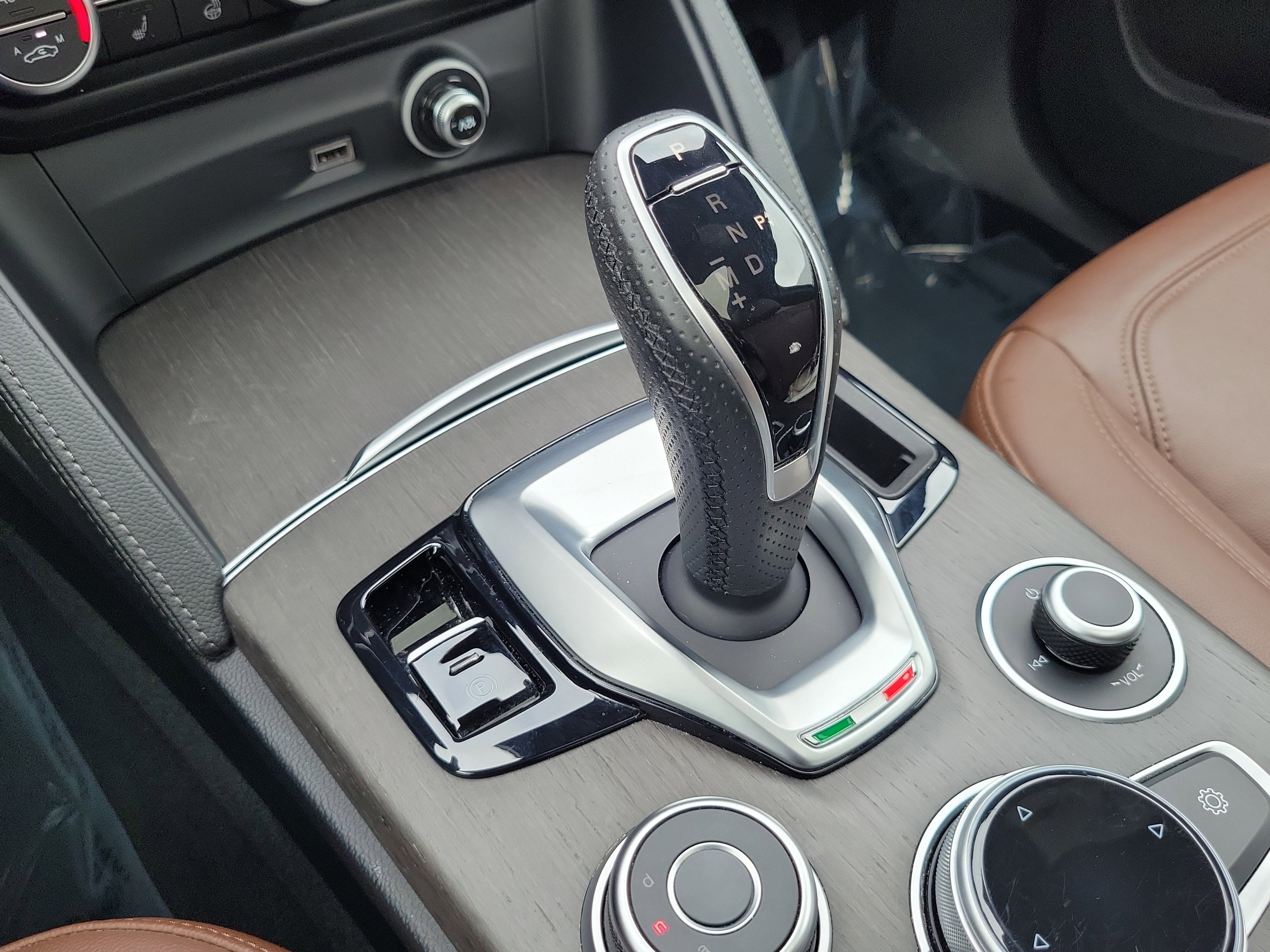2022 Alfa Romeo Stelvio Ti