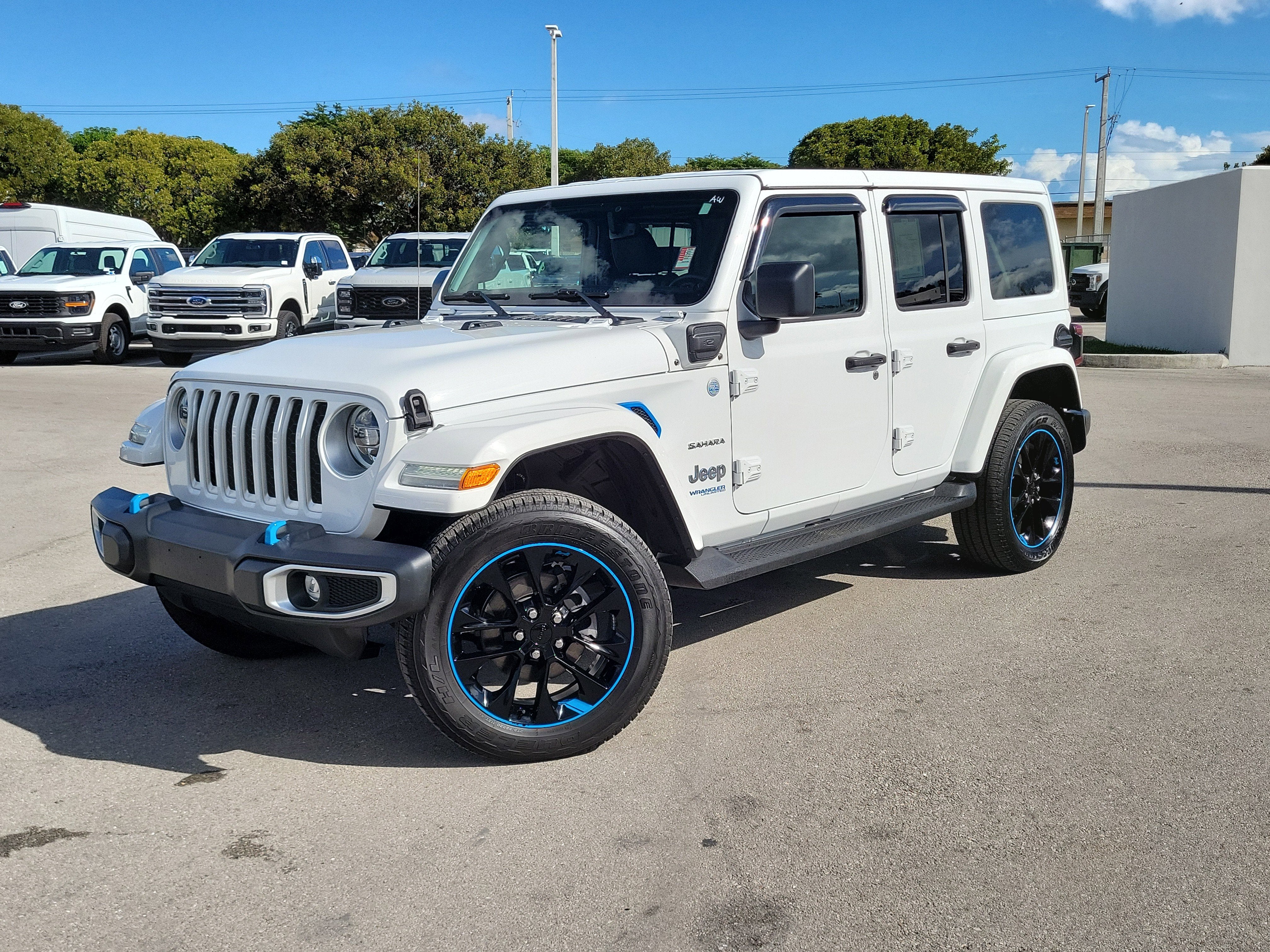 2022 Jeep Wrangler 4xe Unlimited Sahara 4WD