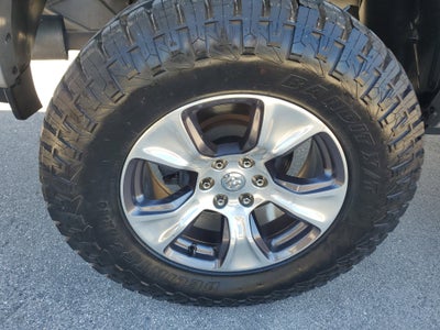 2019 RAM 1500 Laramie 4WD