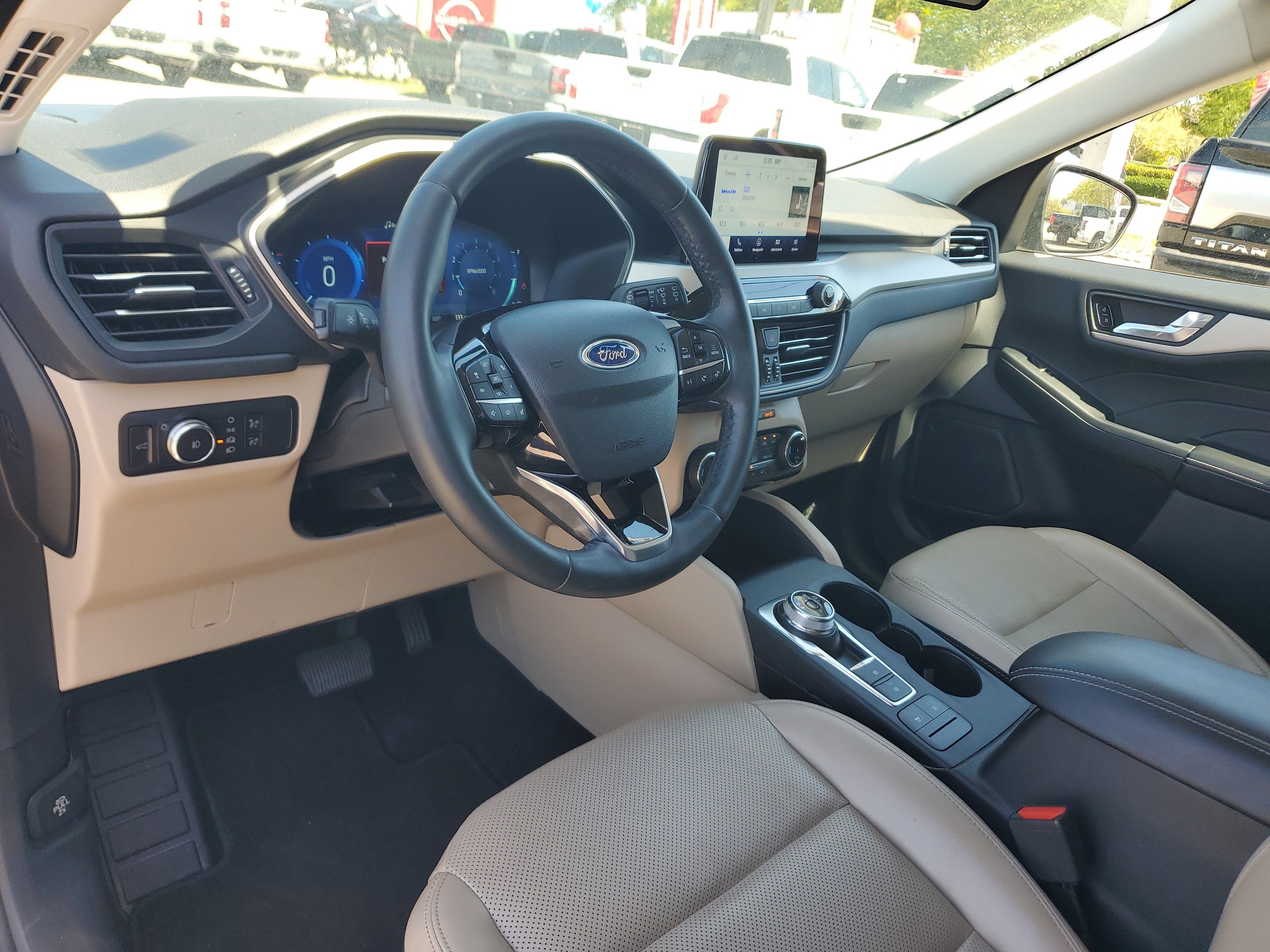 2022 Ford Escape SEL