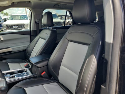 2023 Ford Explorer XLT 4WD