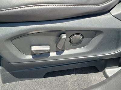 2023 Ford Explorer XLT 4WD