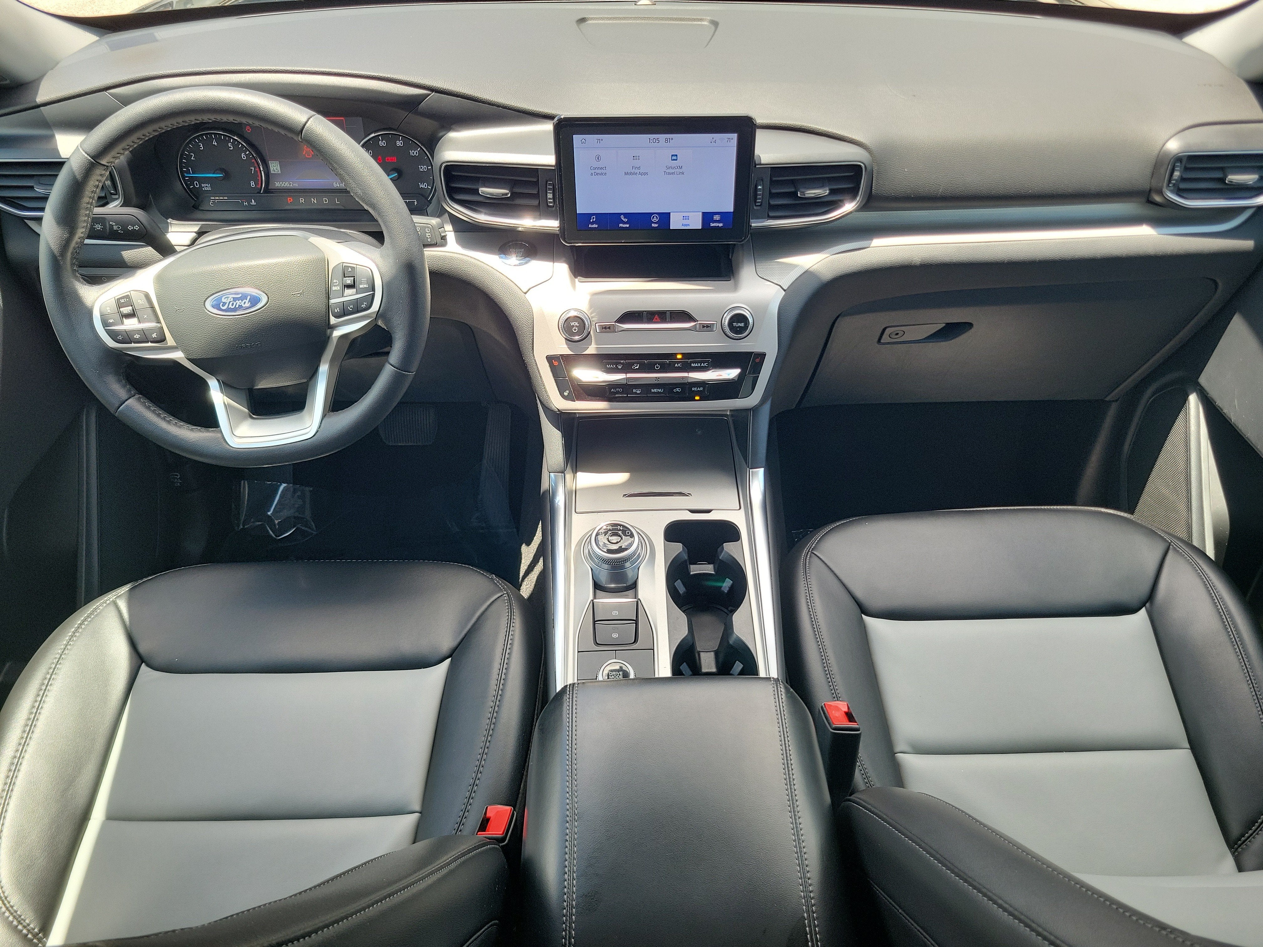 2023 Ford Explorer XLT 4WD