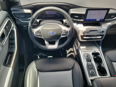 2023 Ford Explorer XLT 4WD
