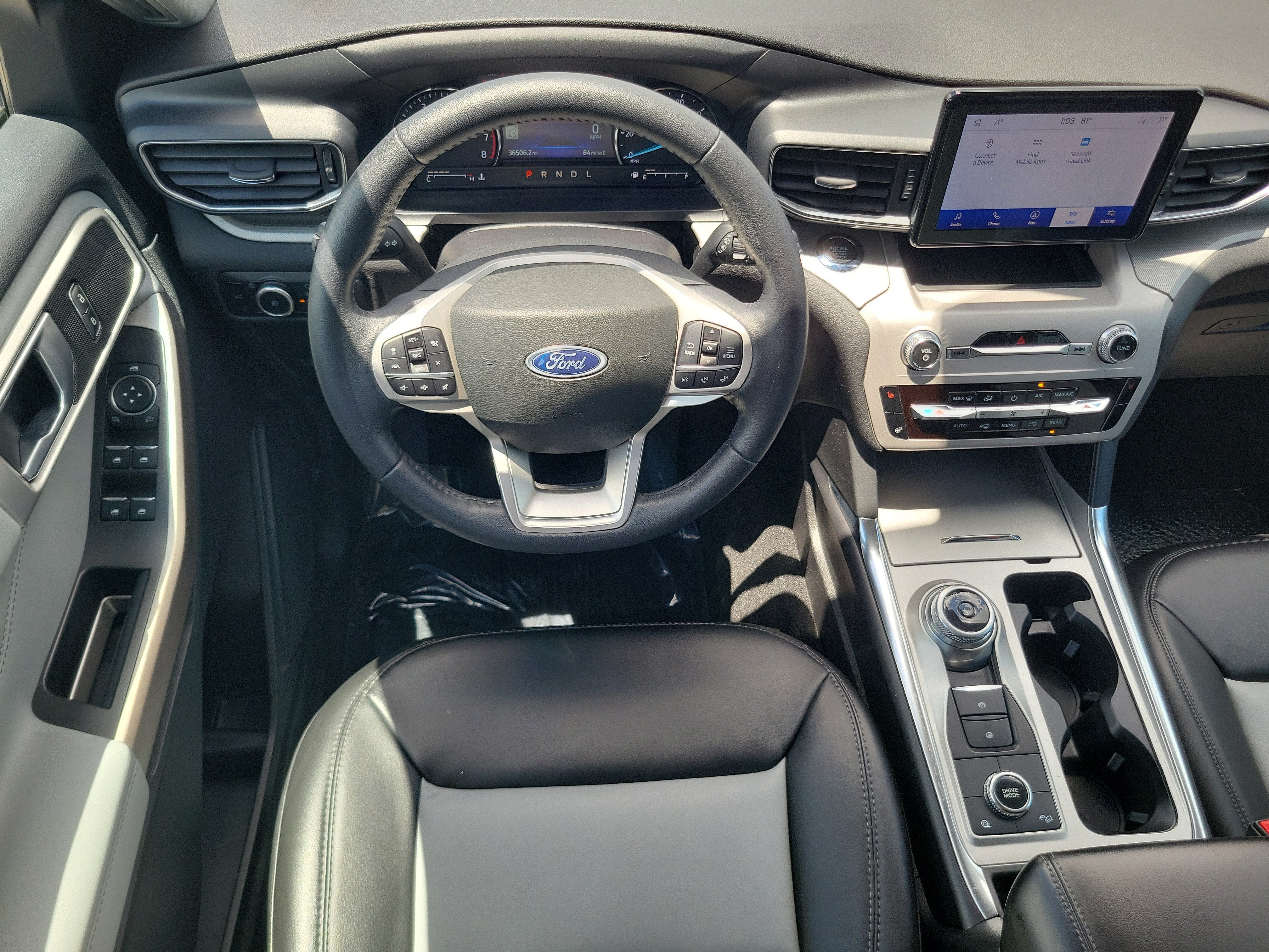 2023 Ford Explorer XLT 4WD