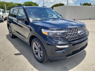 2023 Ford Explorer XLT 4WD