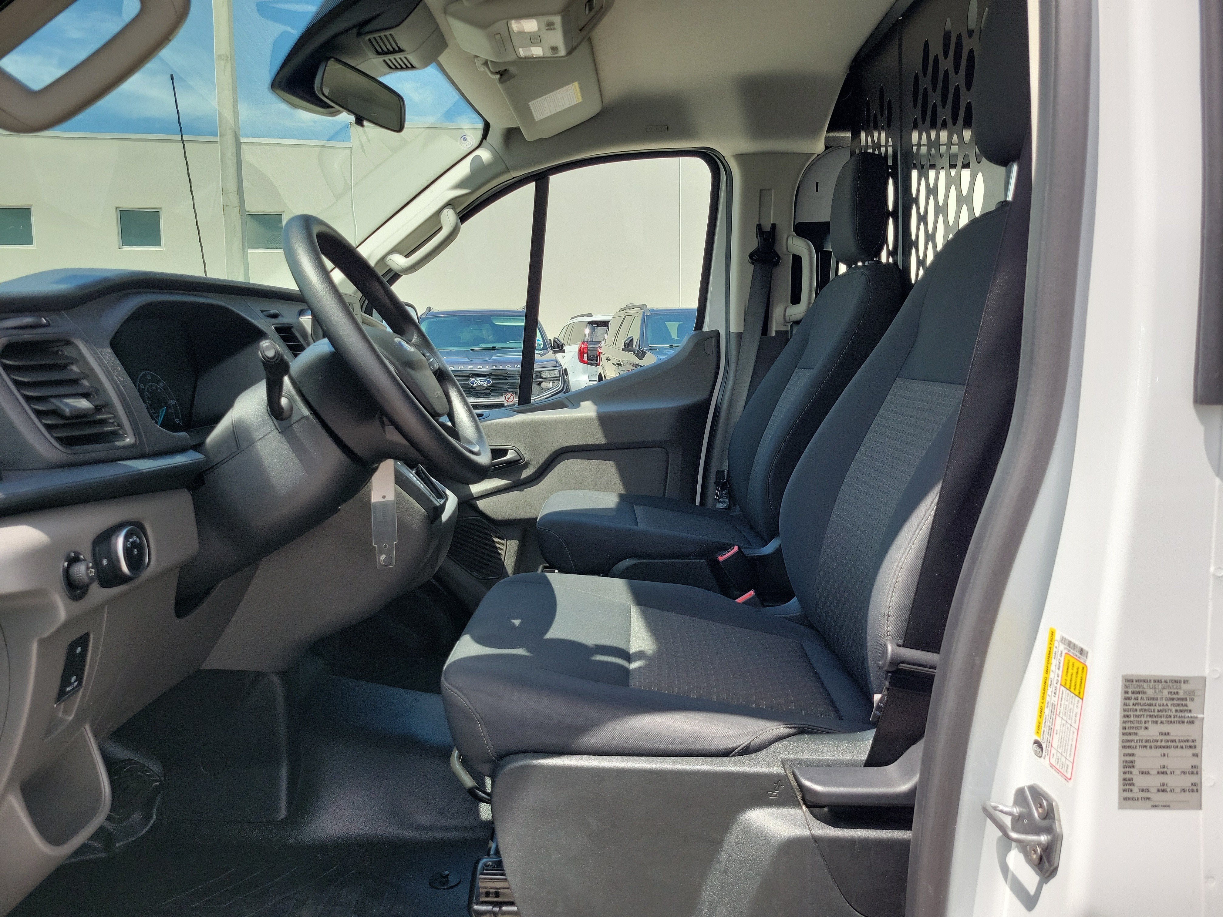 2025 Ford Transit Cargo Van T-250 130" Low Rf 9070 GVWR RWD