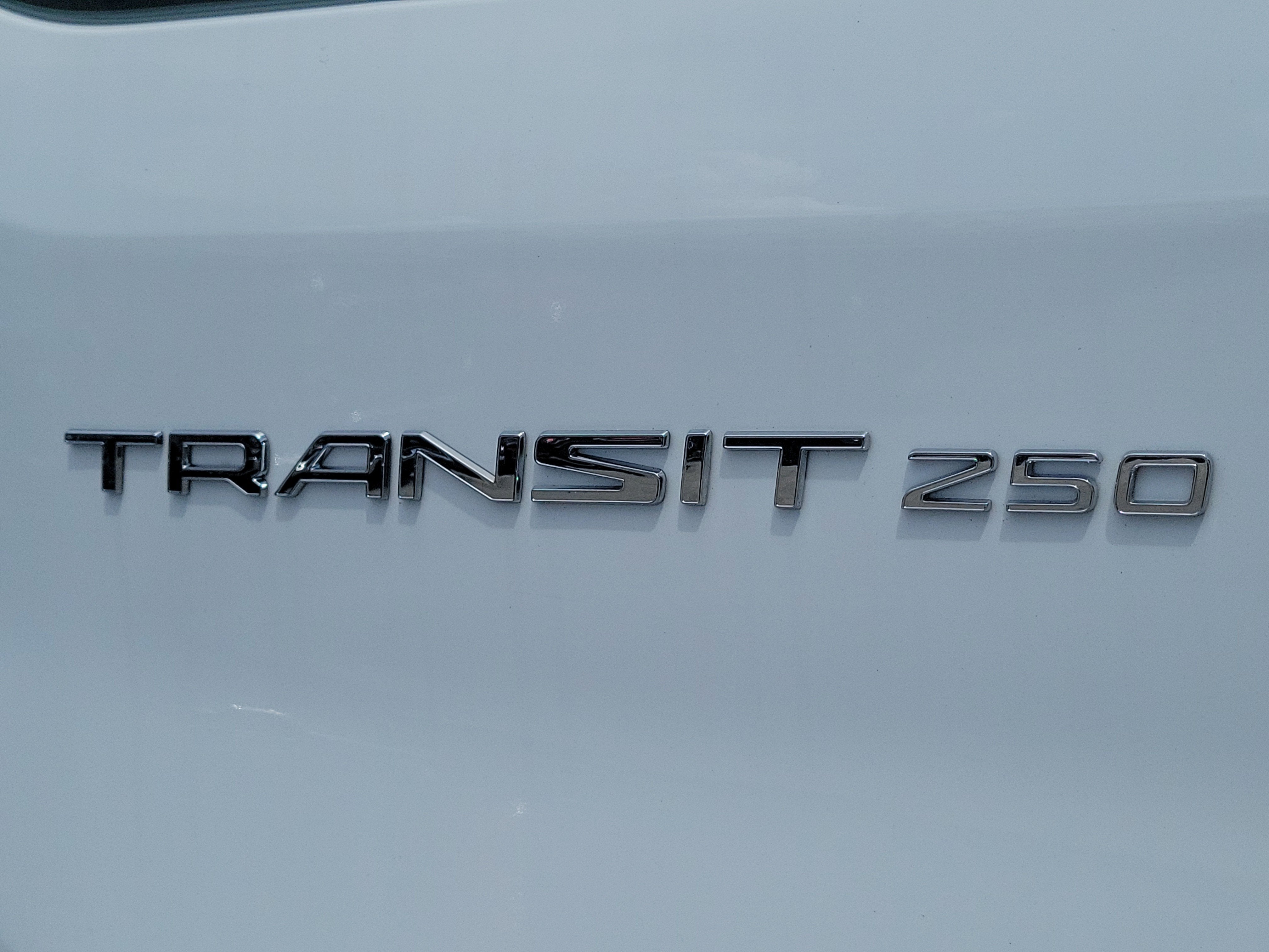 2025 Ford Transit Cargo Van T-250 130" Low Rf 9070 GVWR RWD