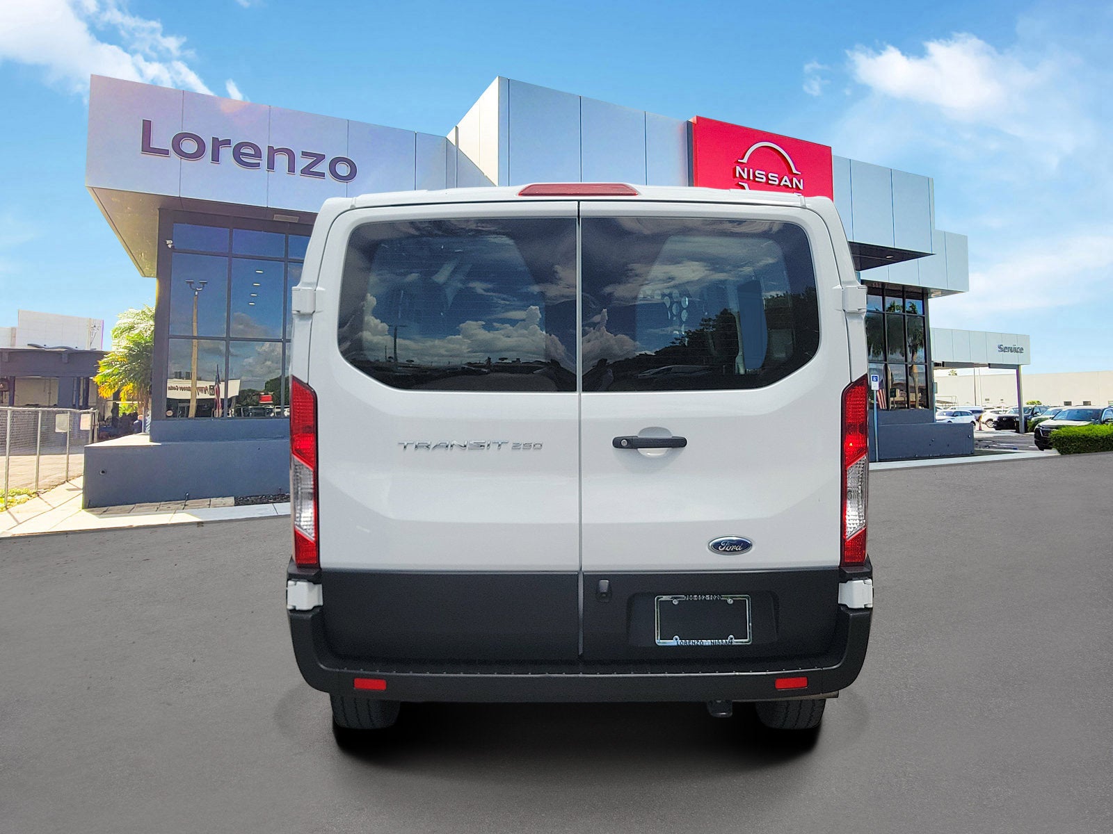 2025 Ford Transit Cargo Van T-250 130" Low Rf 9070 GVWR RWD