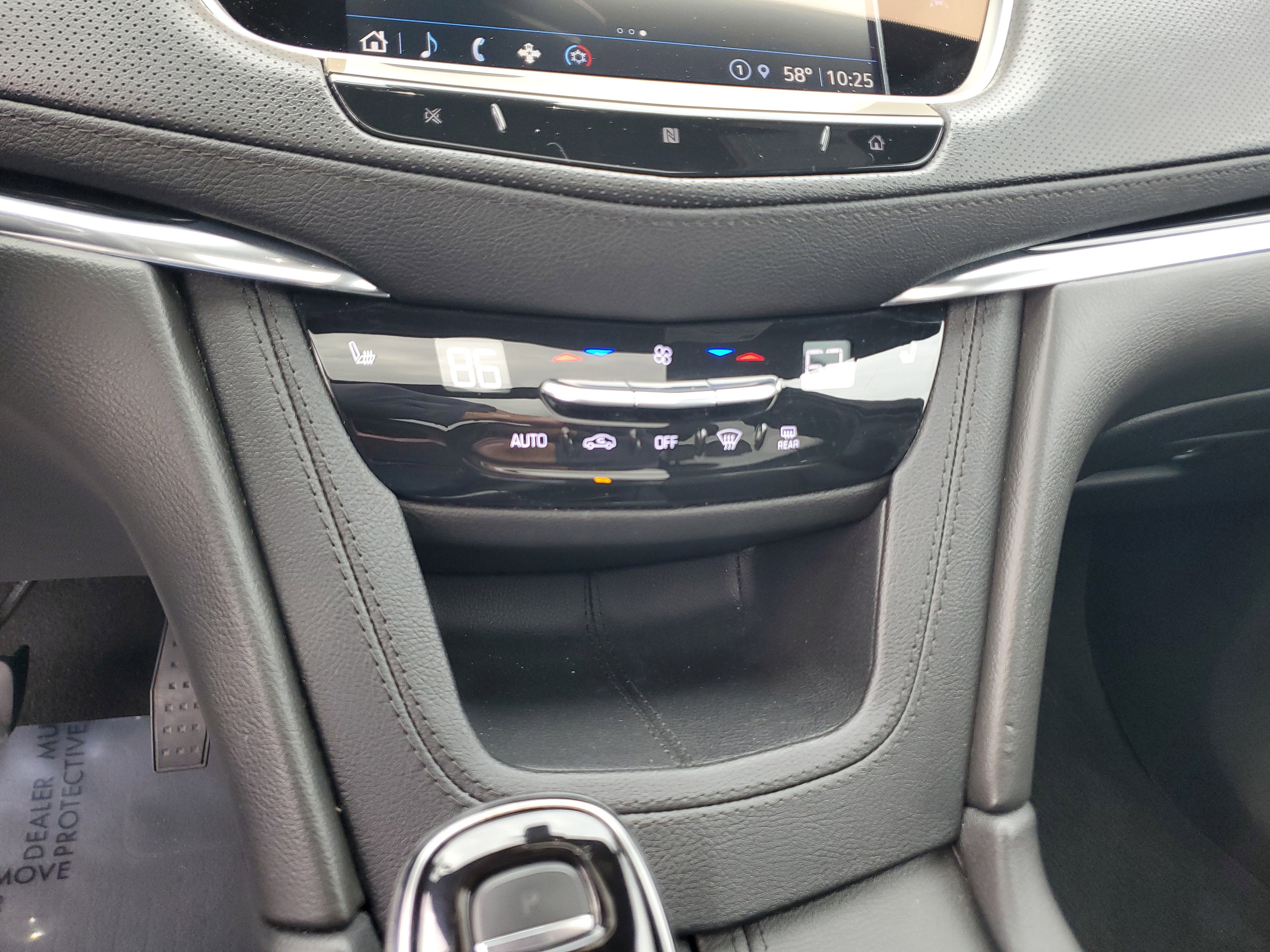 2021 Cadillac XT6 Luxury