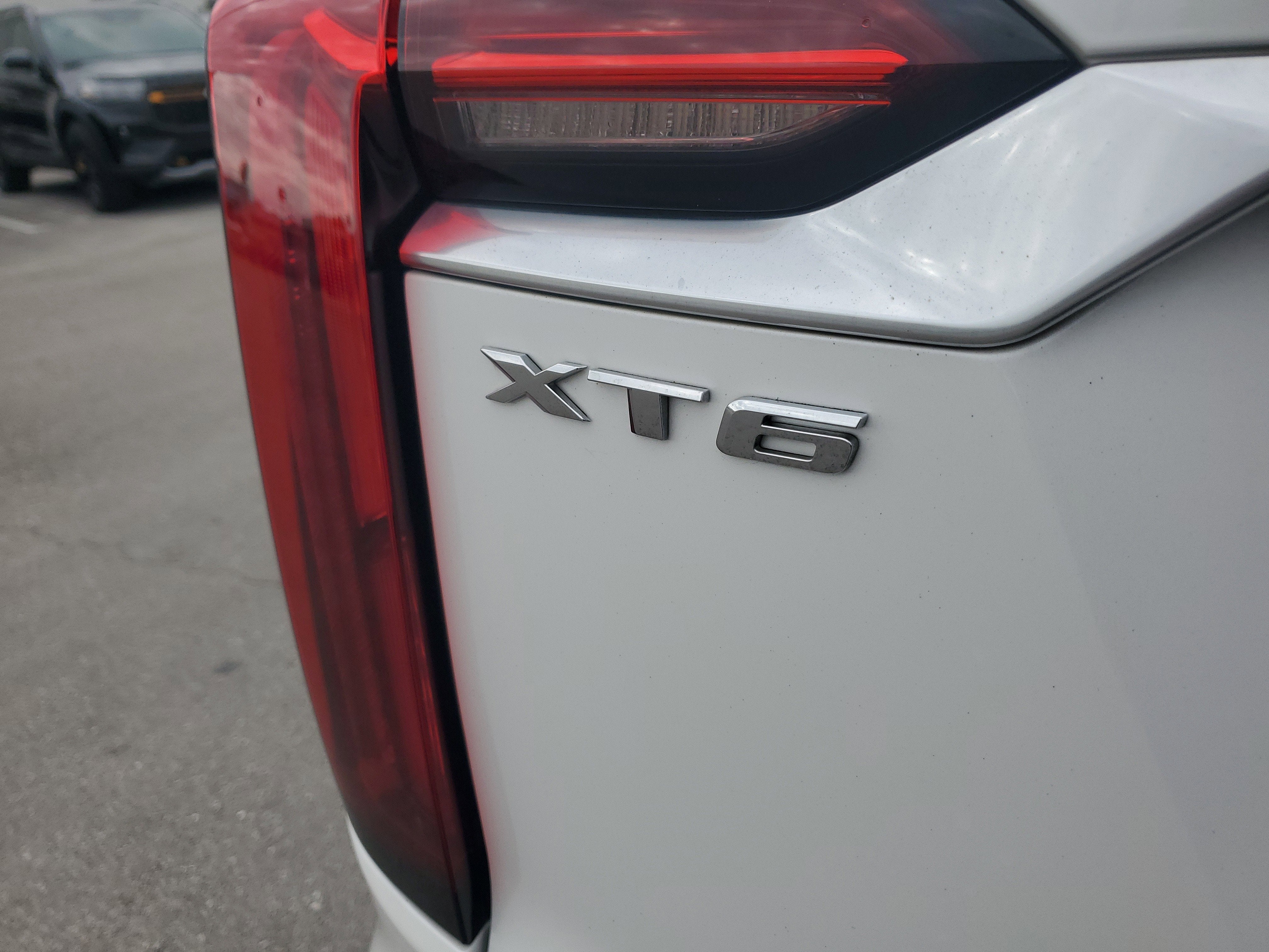 2021 Cadillac XT6 Luxury