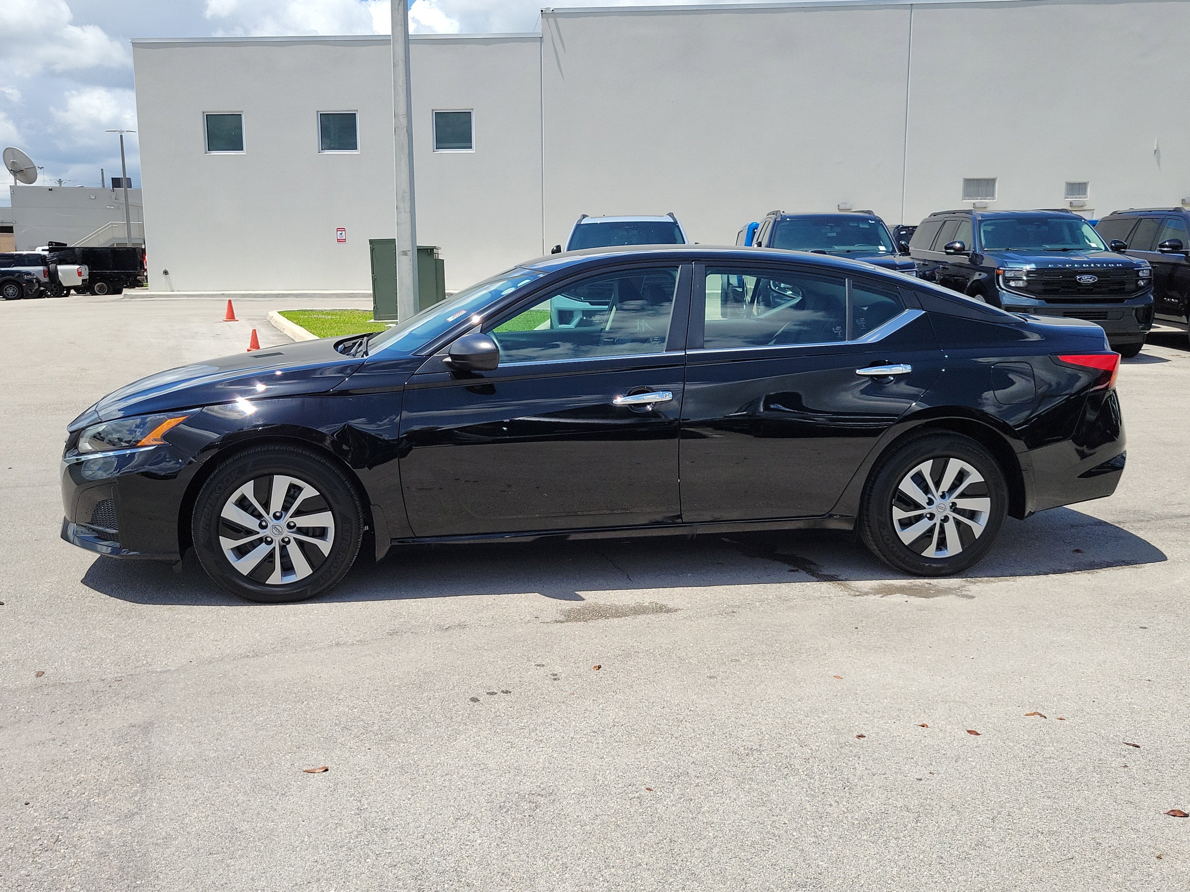 2025 Nissan Altima S