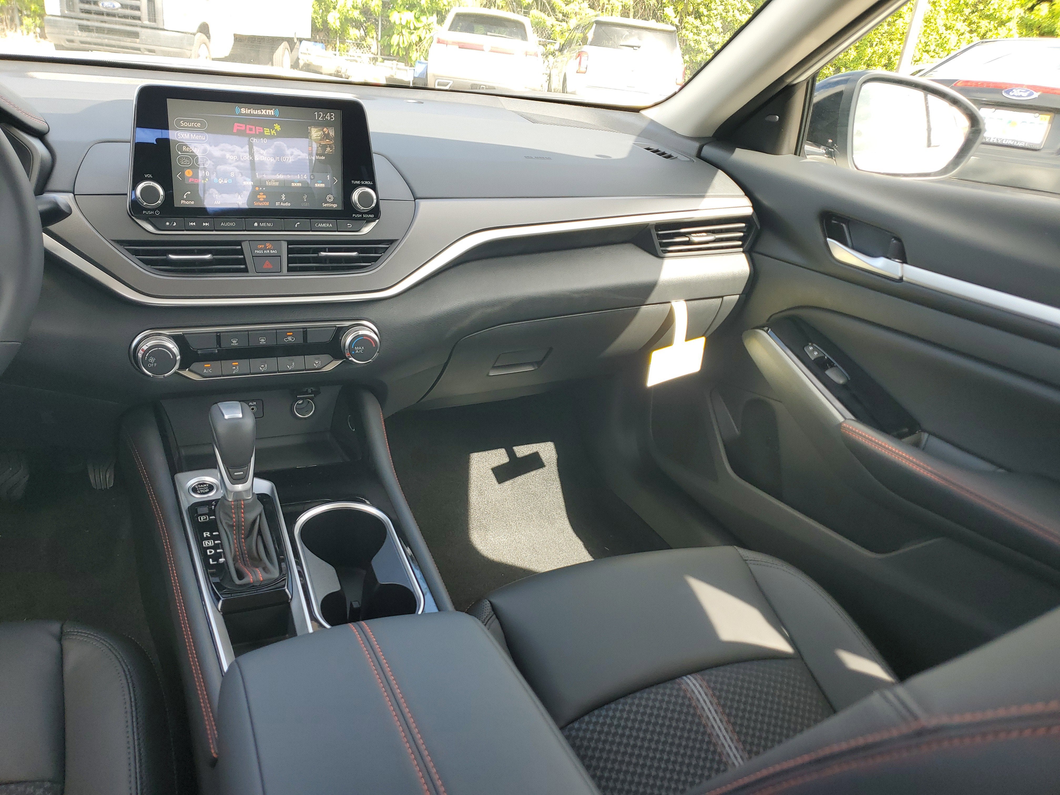 2025 Nissan Altima SR