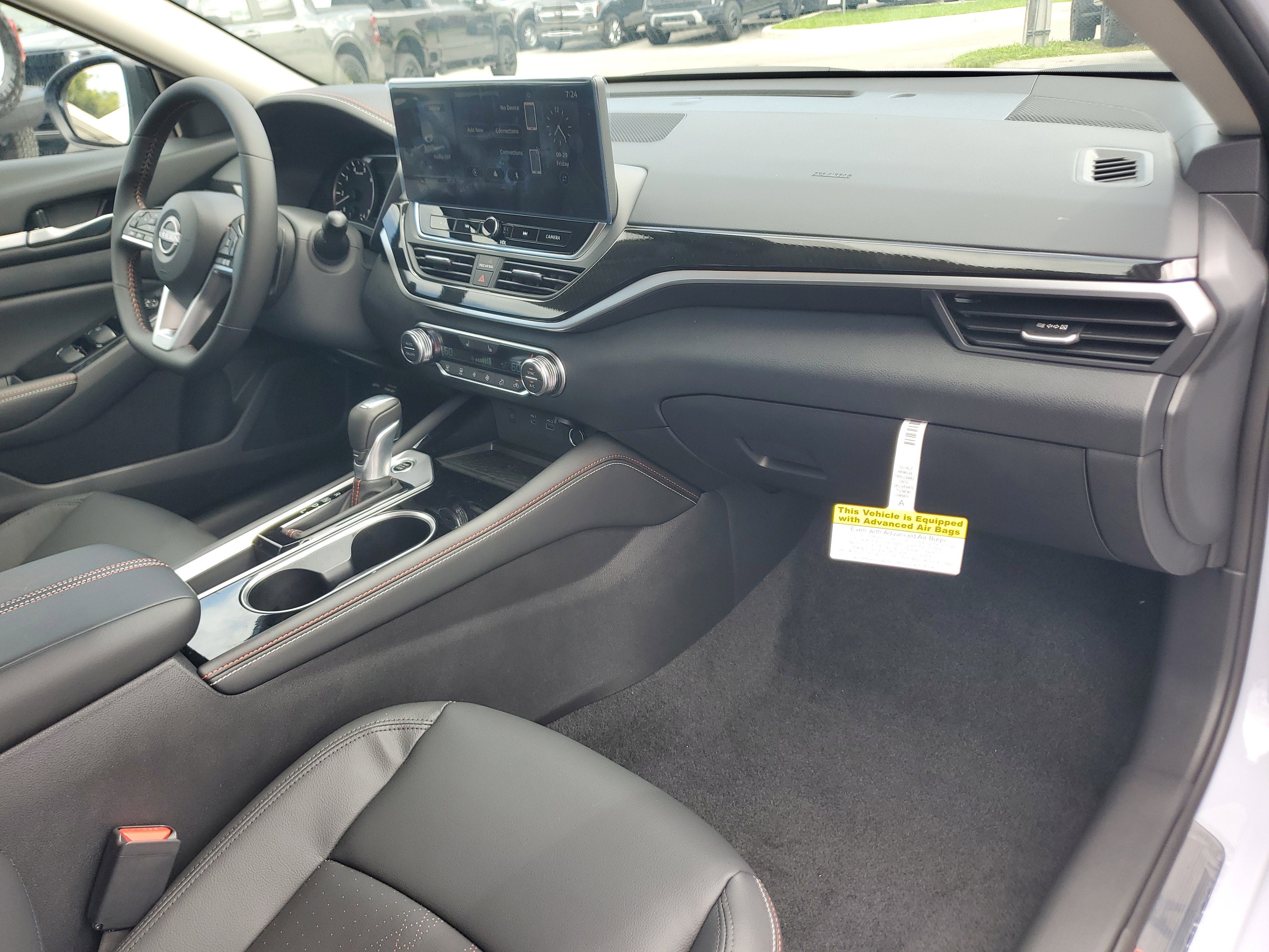 2025 Nissan Altima SR