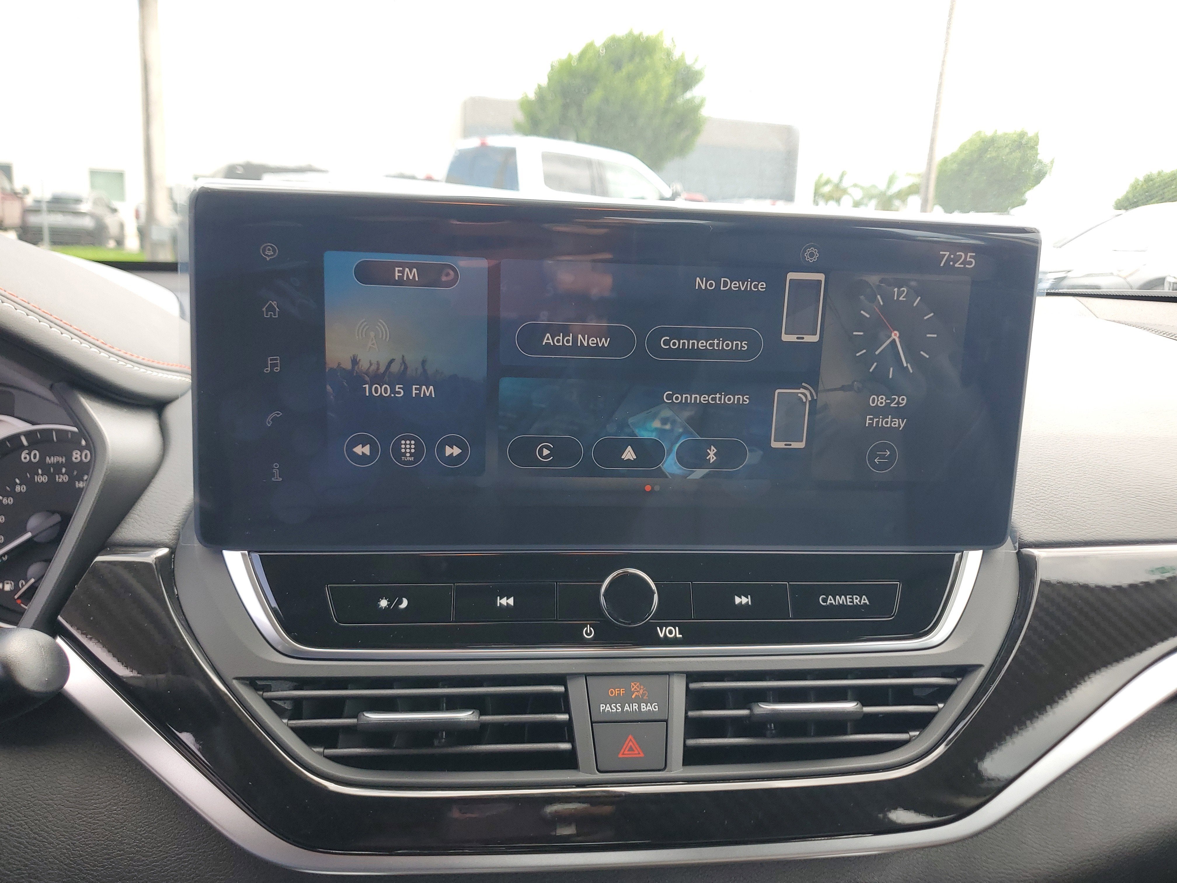 2025 Nissan Altima SR