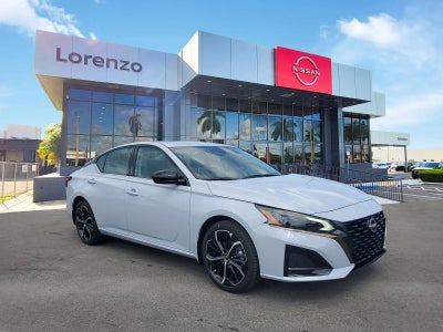 2025 Nissan Altima SR