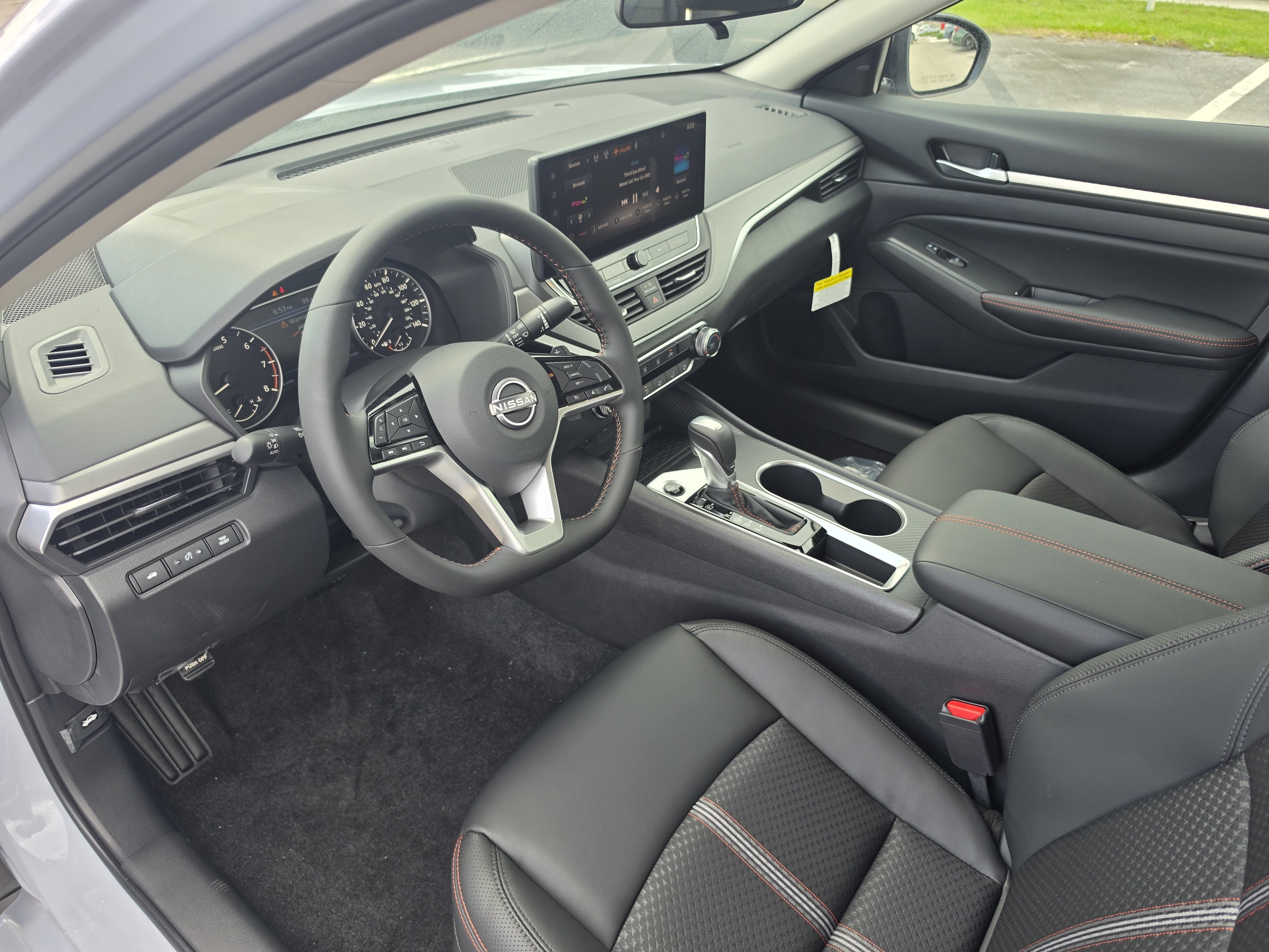 2026 Nissan Altima SR