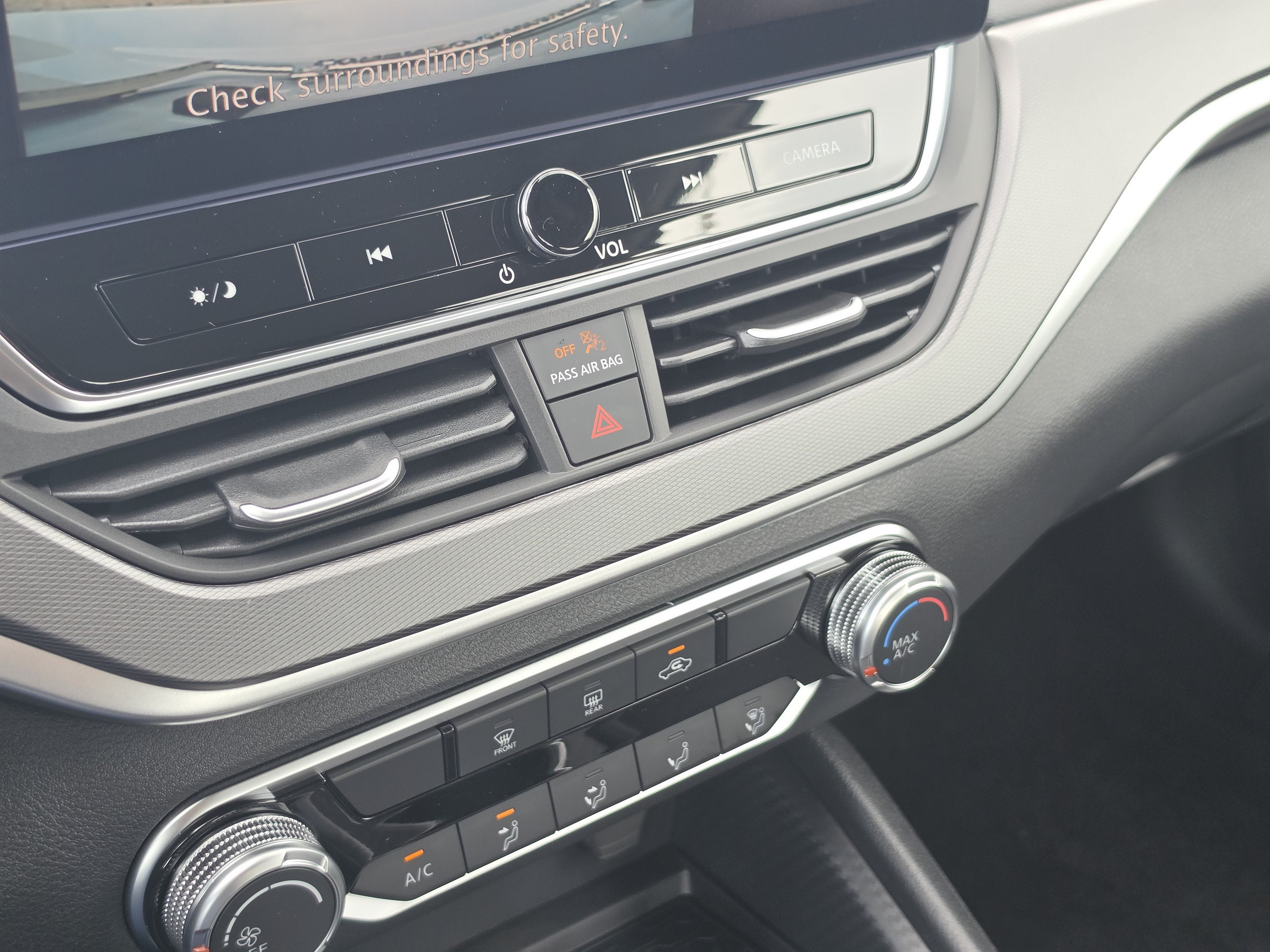2026 Nissan Altima SR