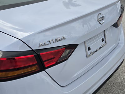 2026 Nissan Altima SR