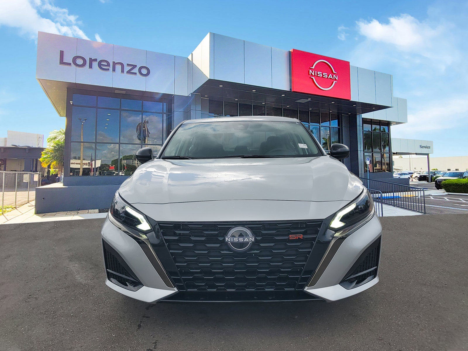 2025 Nissan Altima SR