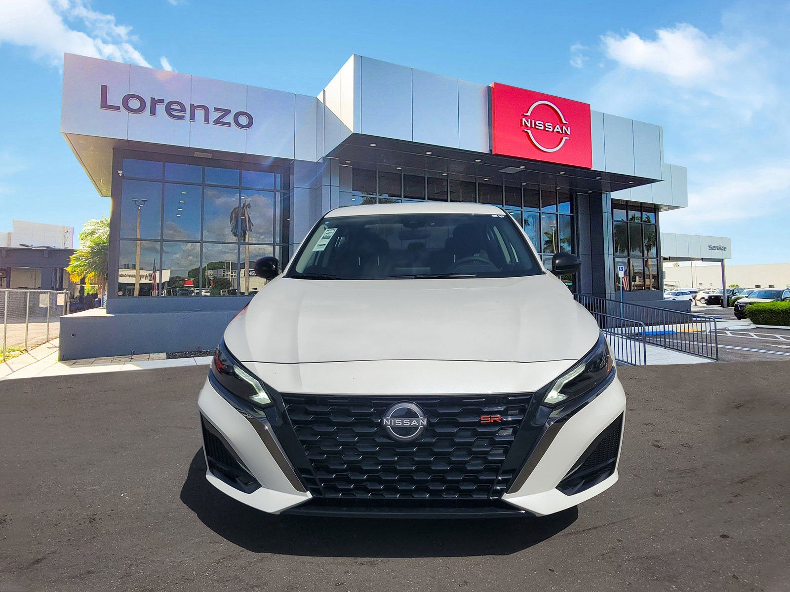 2025 Nissan Altima SR