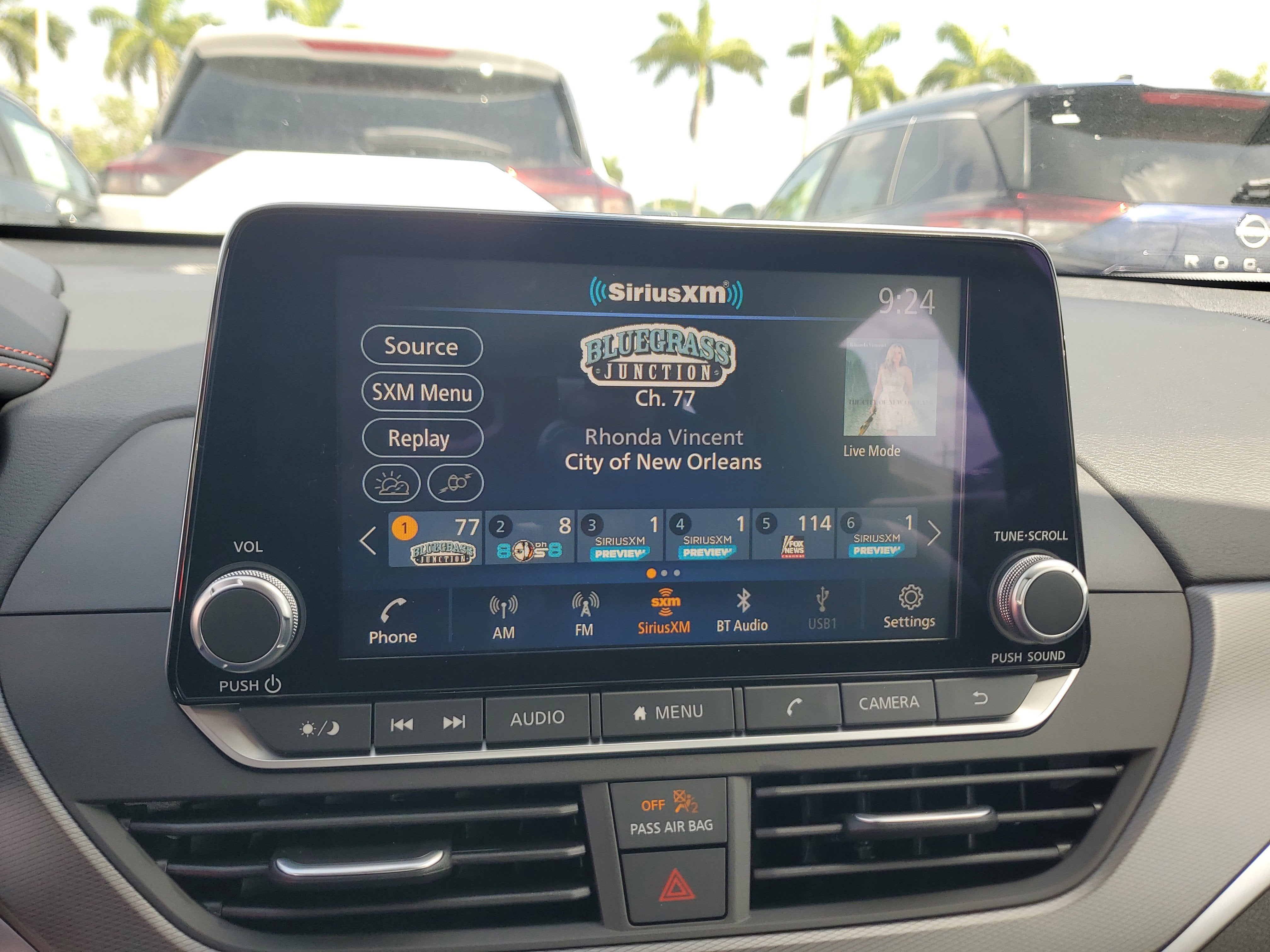 2025 Nissan Altima SR