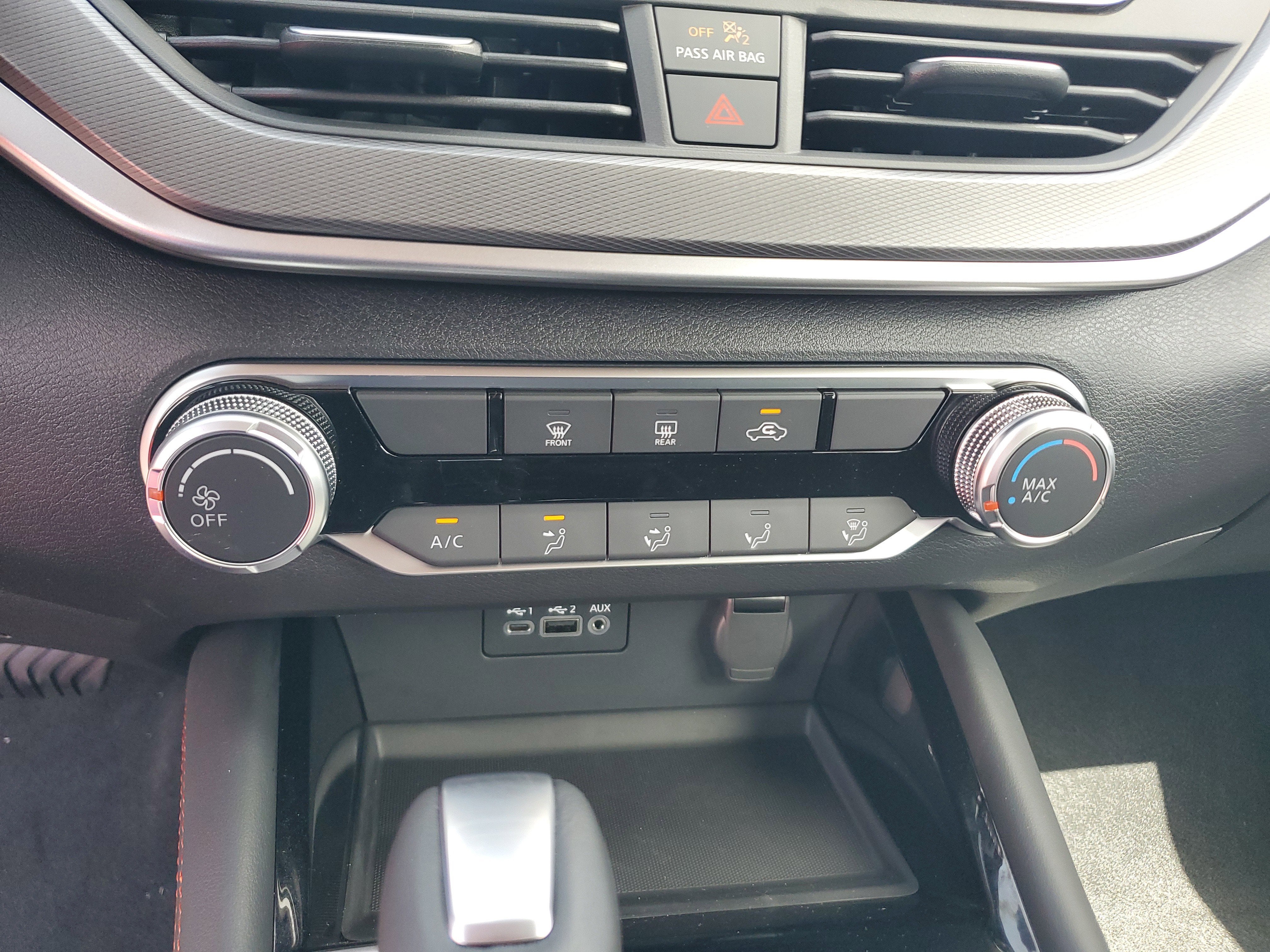 2025 Nissan Altima SR