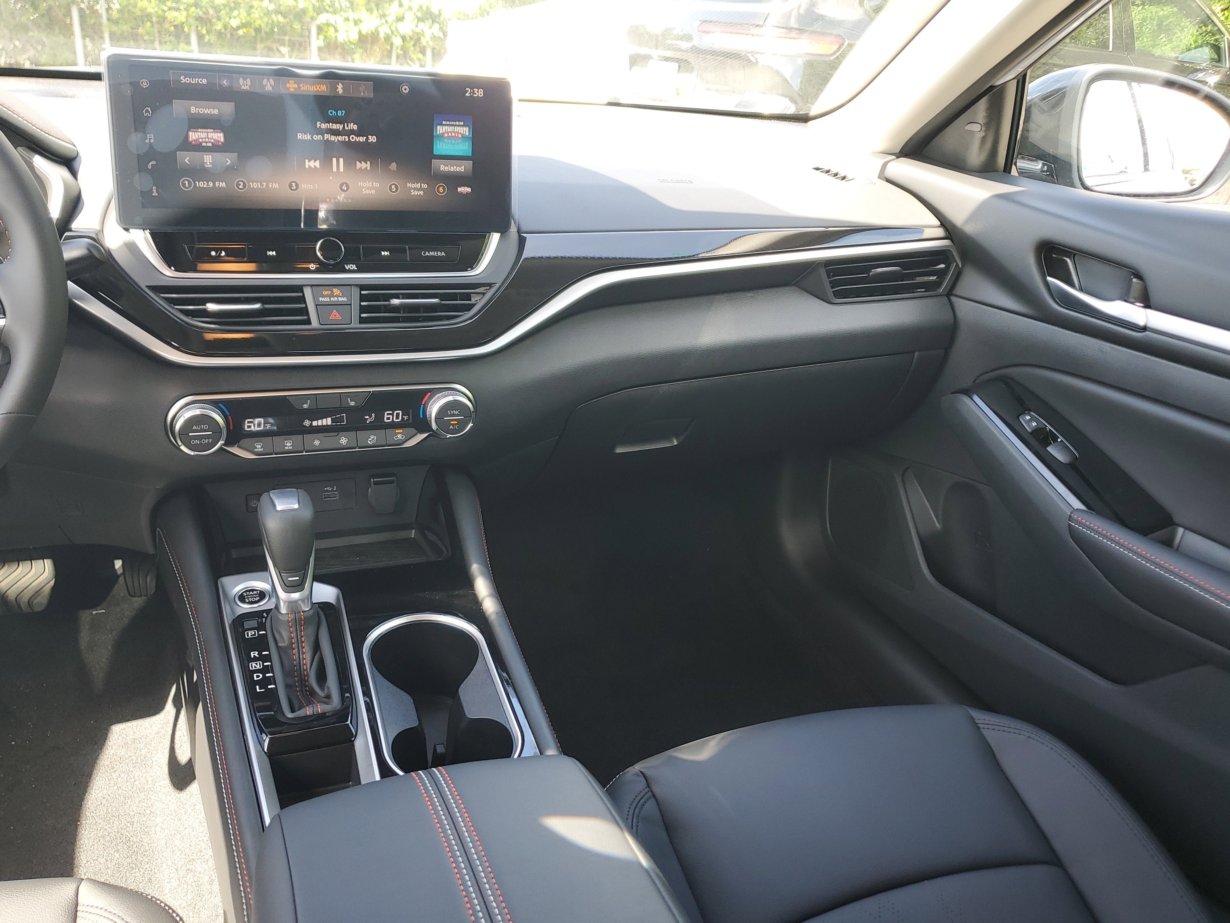 2025 Nissan Altima SR