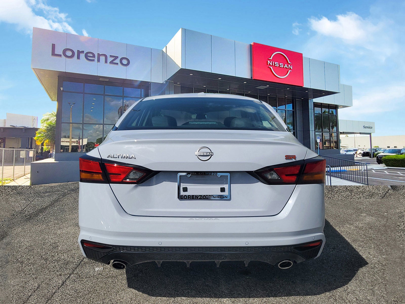 2025 Nissan Altima SR