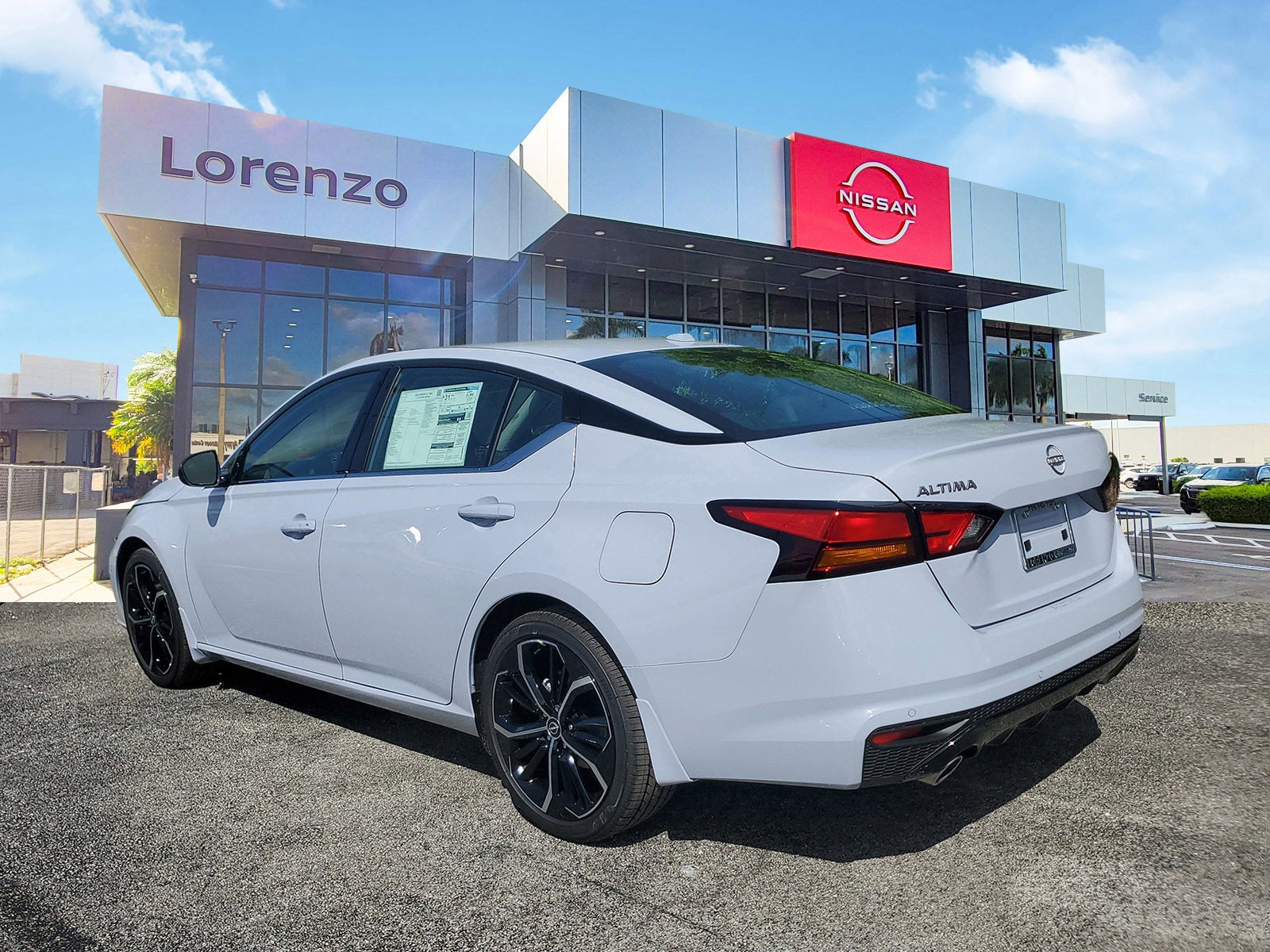 2025 Nissan Altima SR