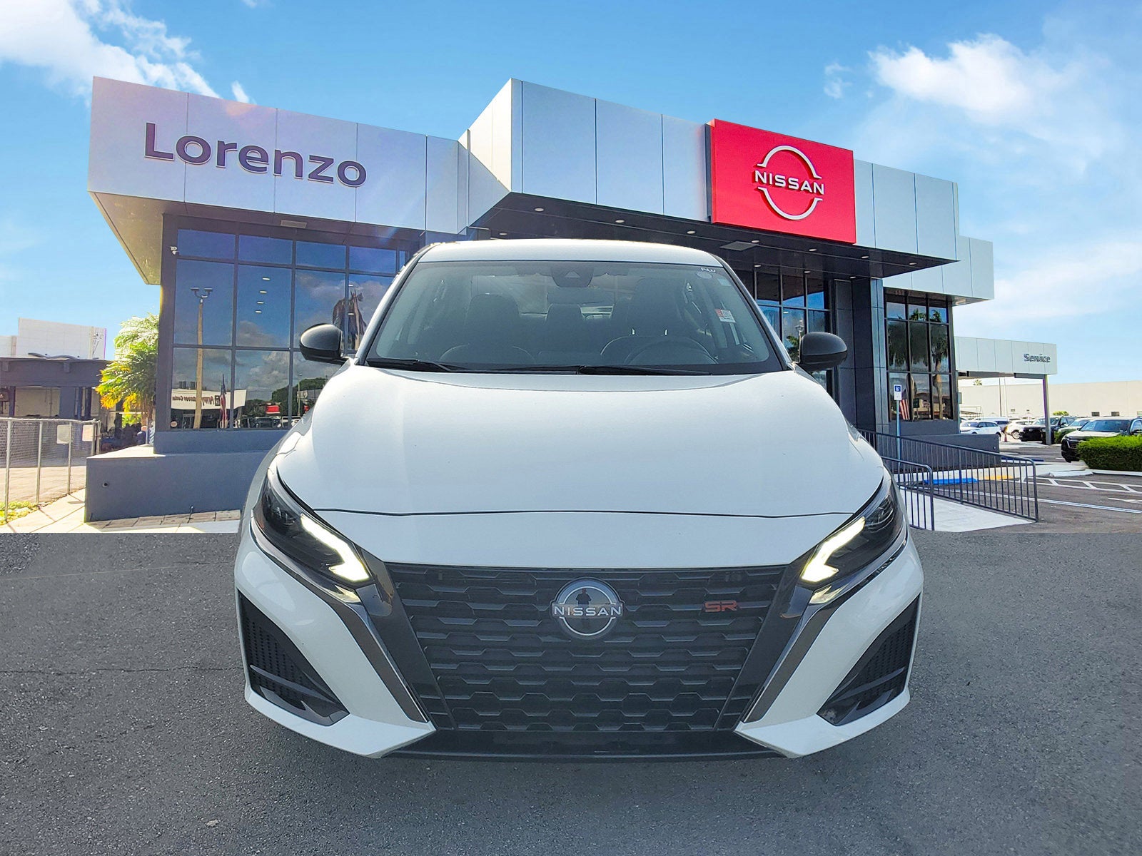 2025 Nissan Altima SR