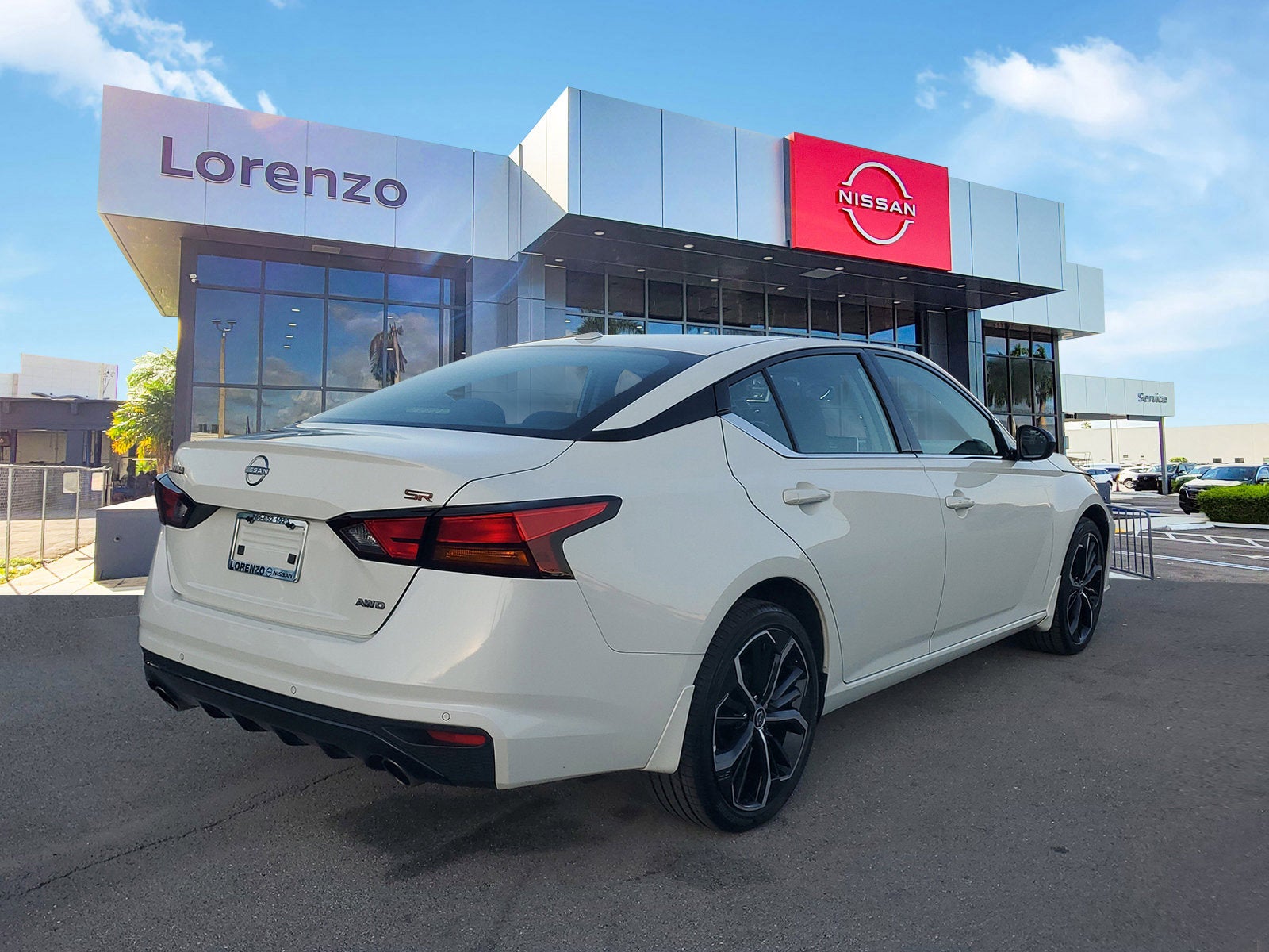 2025 Nissan Altima SR