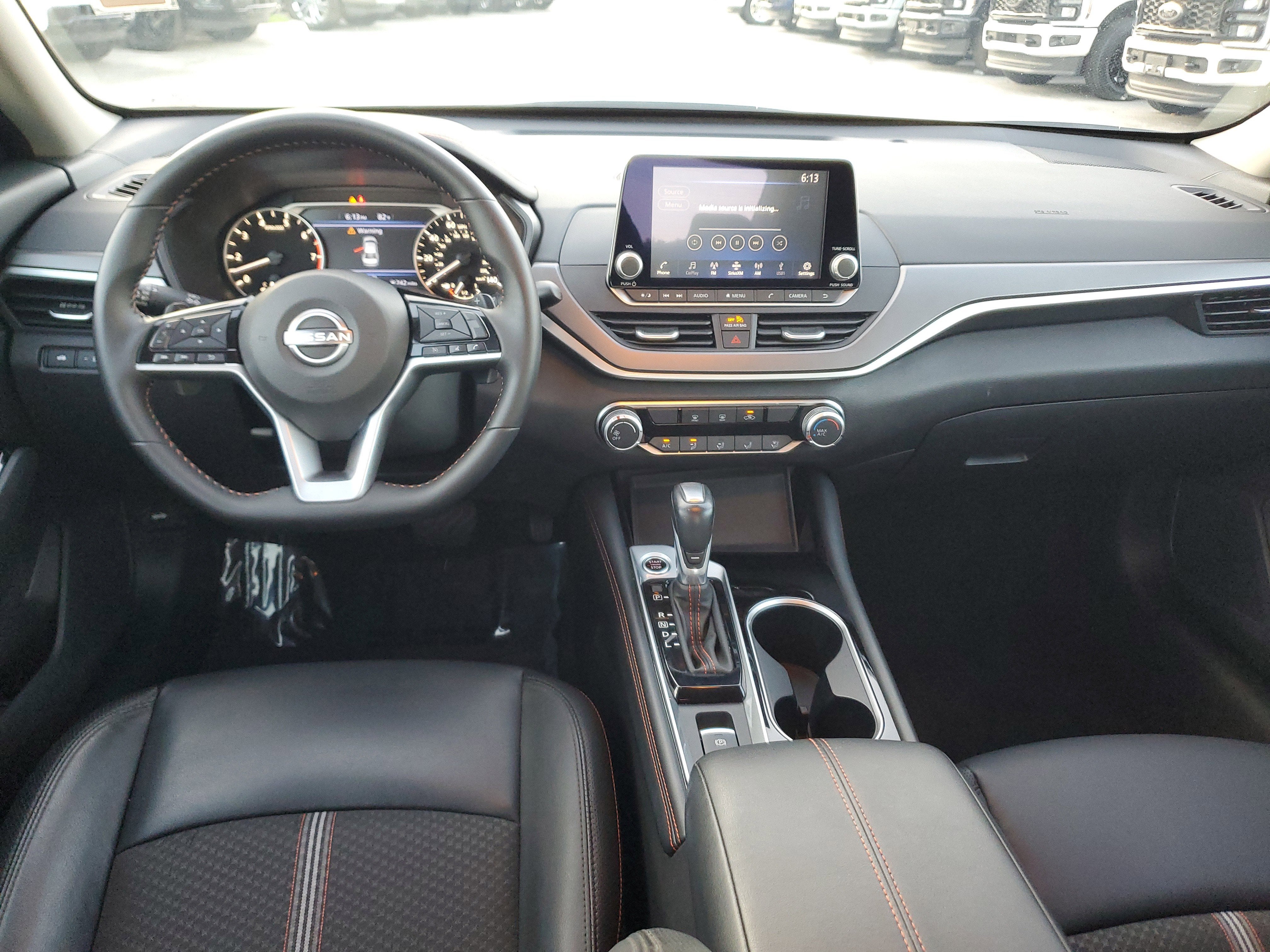 2025 Nissan Altima SR