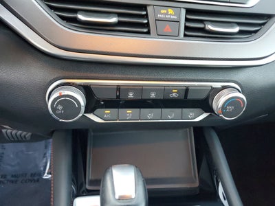 2025 Nissan Altima SR