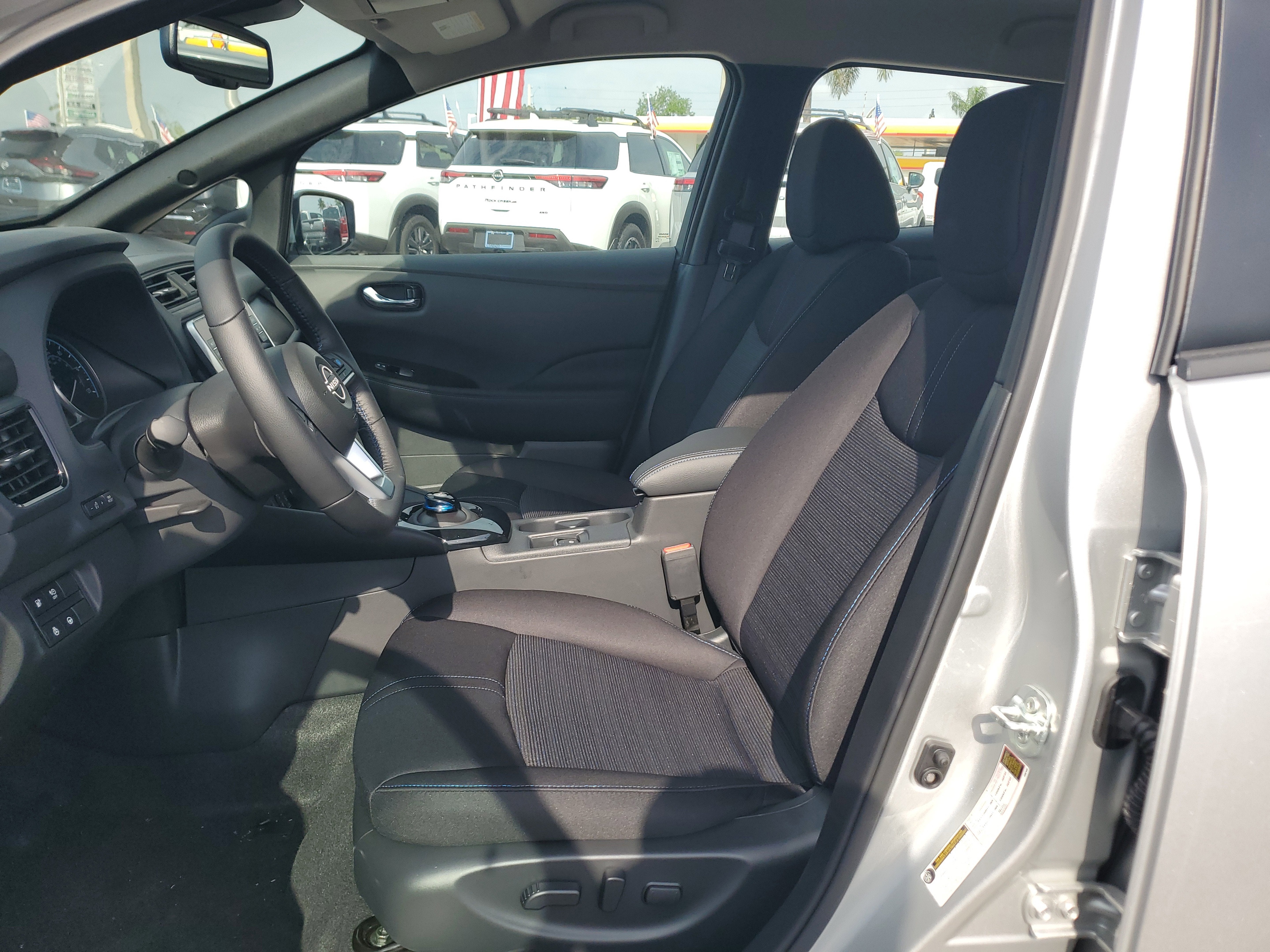 2025 Nissan LEAF SV PLUS