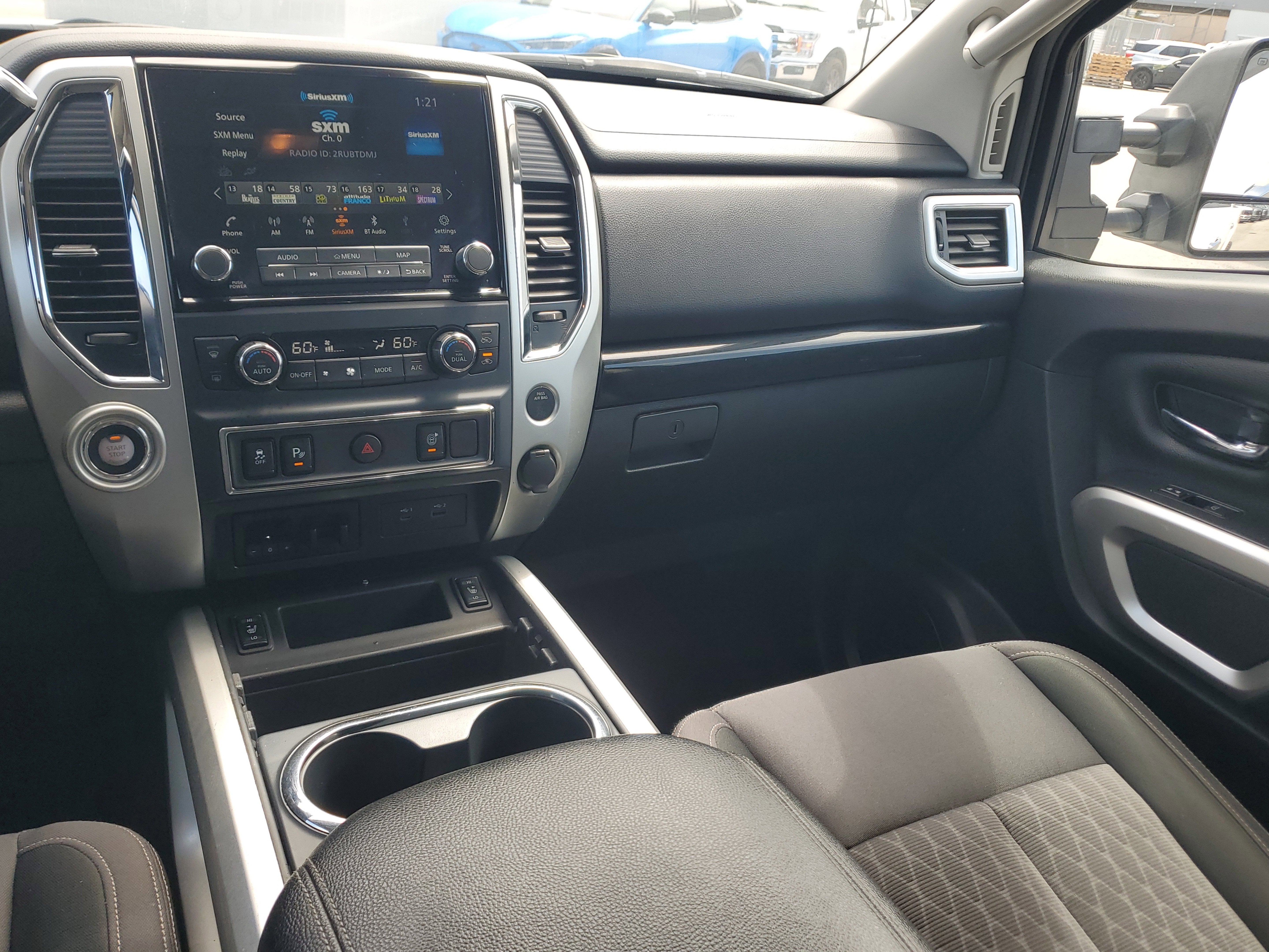 2021 Nissan Titan SV