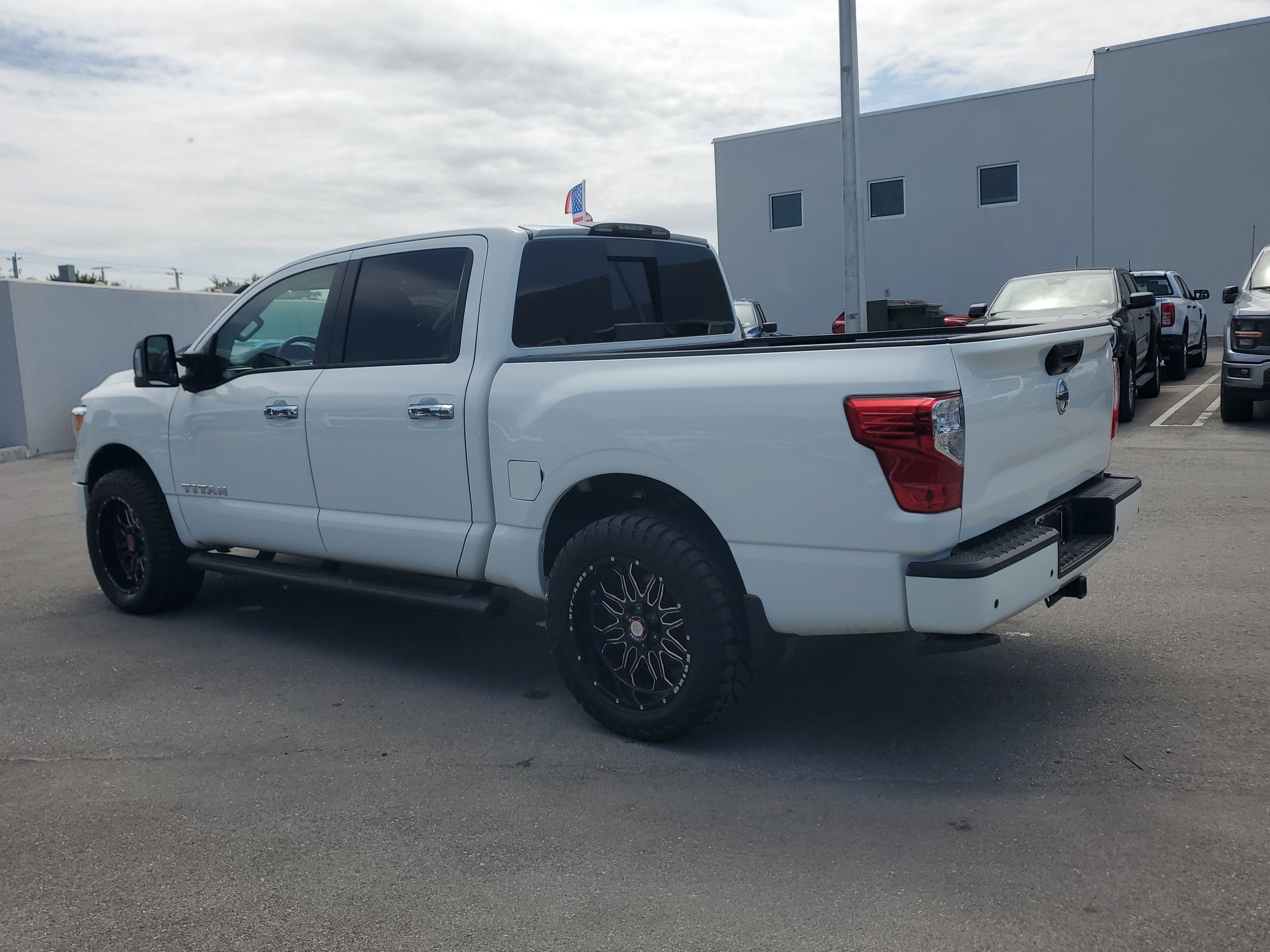 2021 Nissan Titan SV