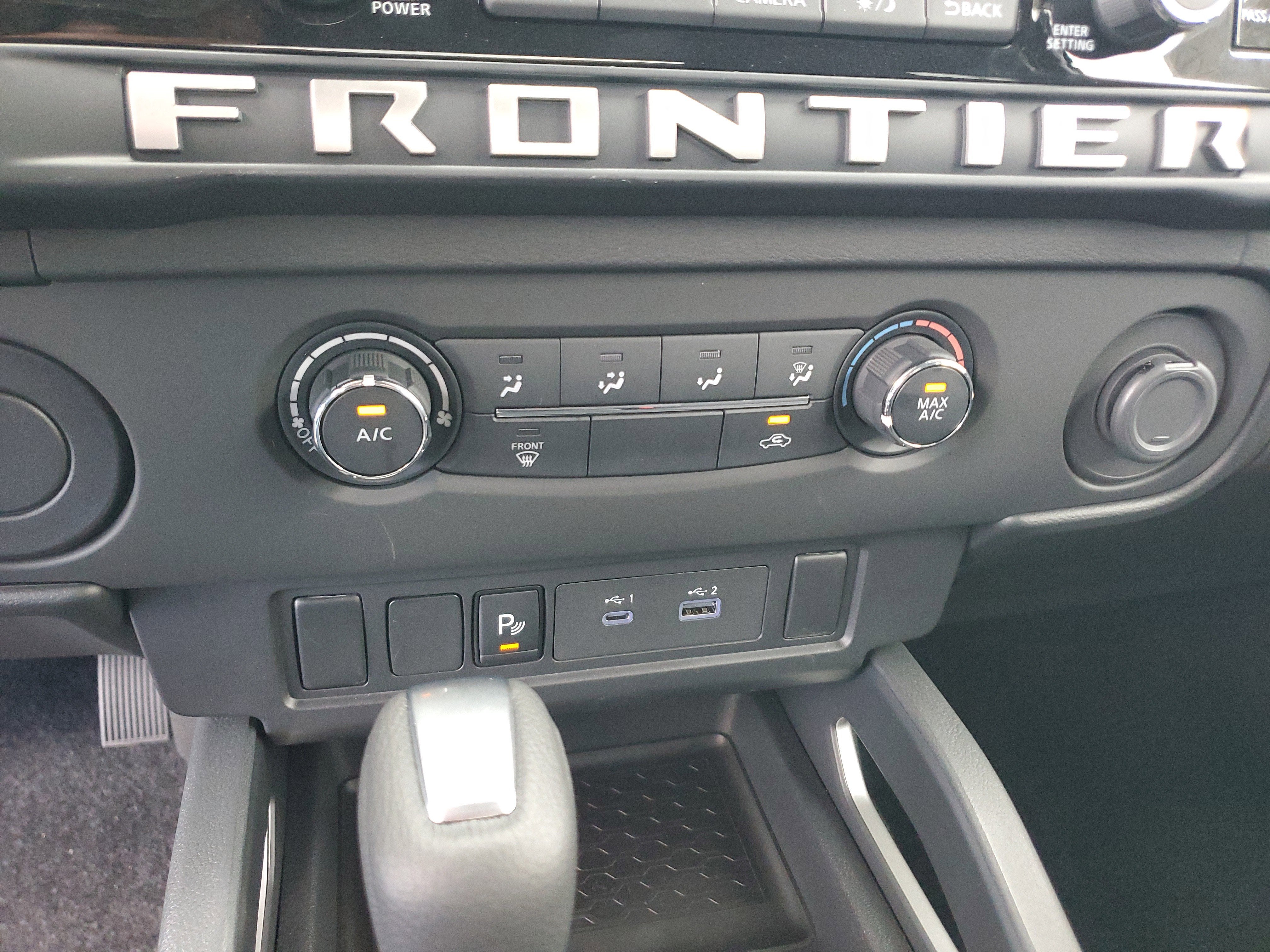 2025 Nissan Frontier King Cab® SV