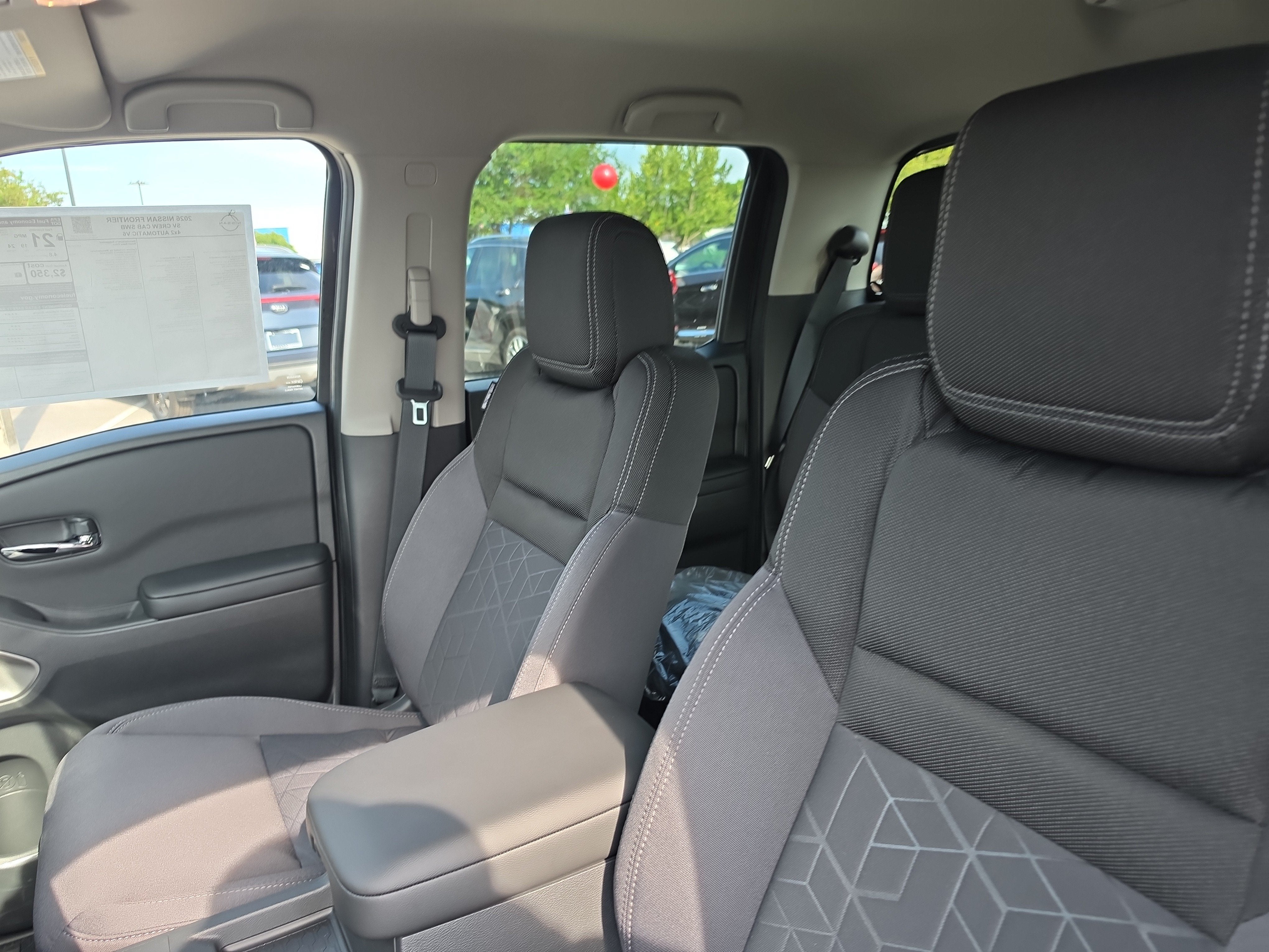 2026 Nissan Frontier Crew Cab SV