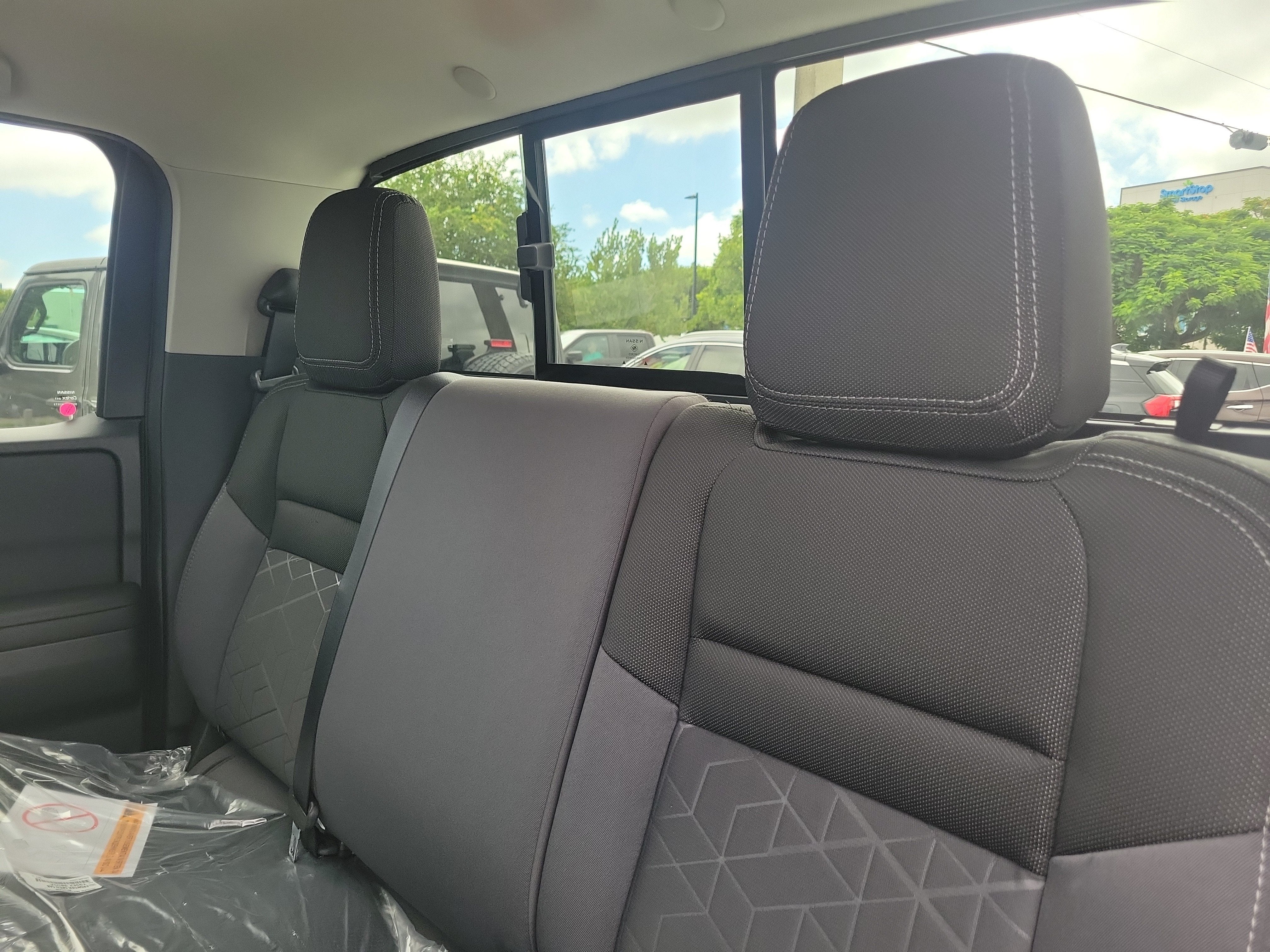 2027 Nissan Frontier SV
