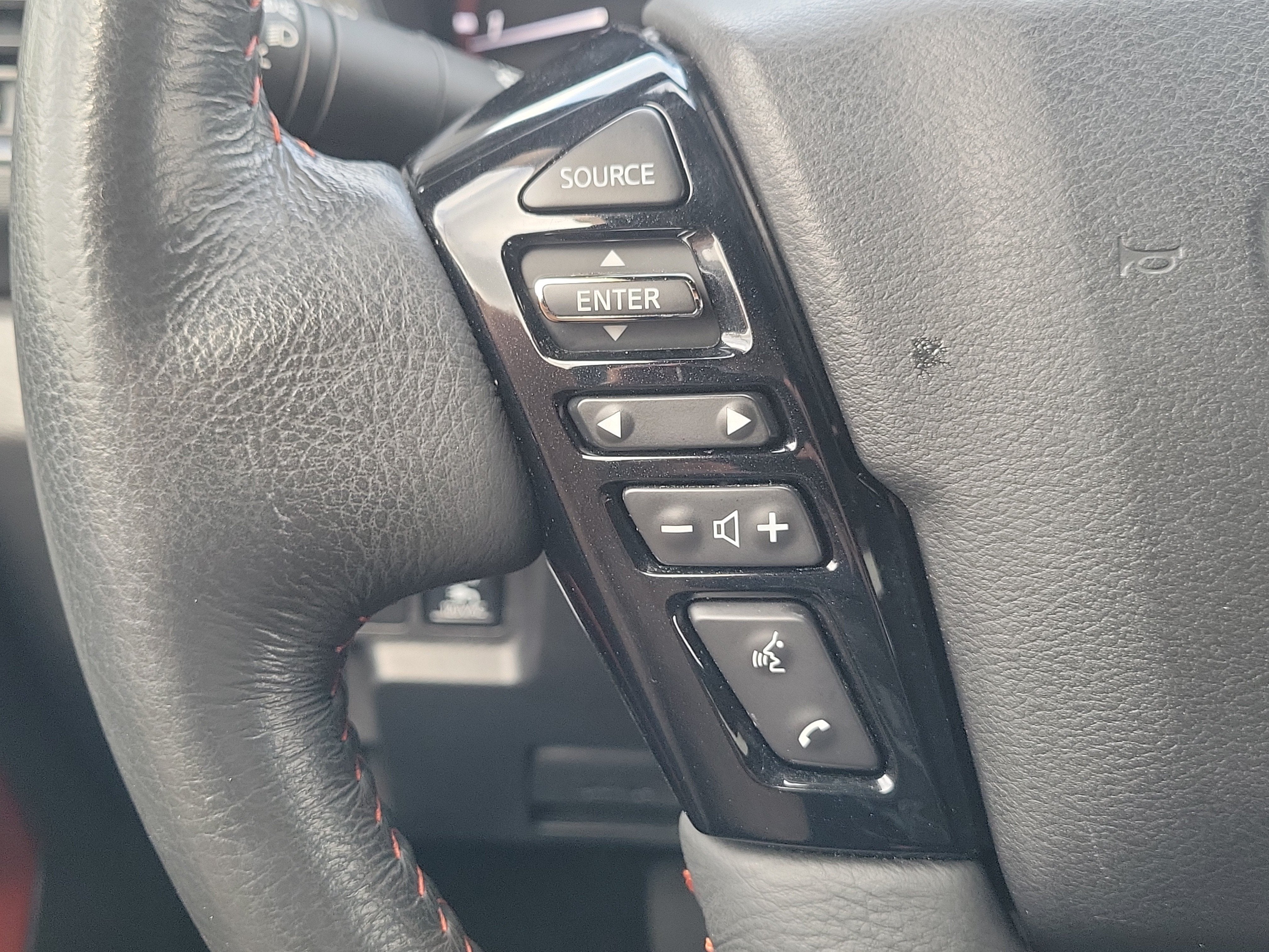 2022 Nissan Frontier PRO-X