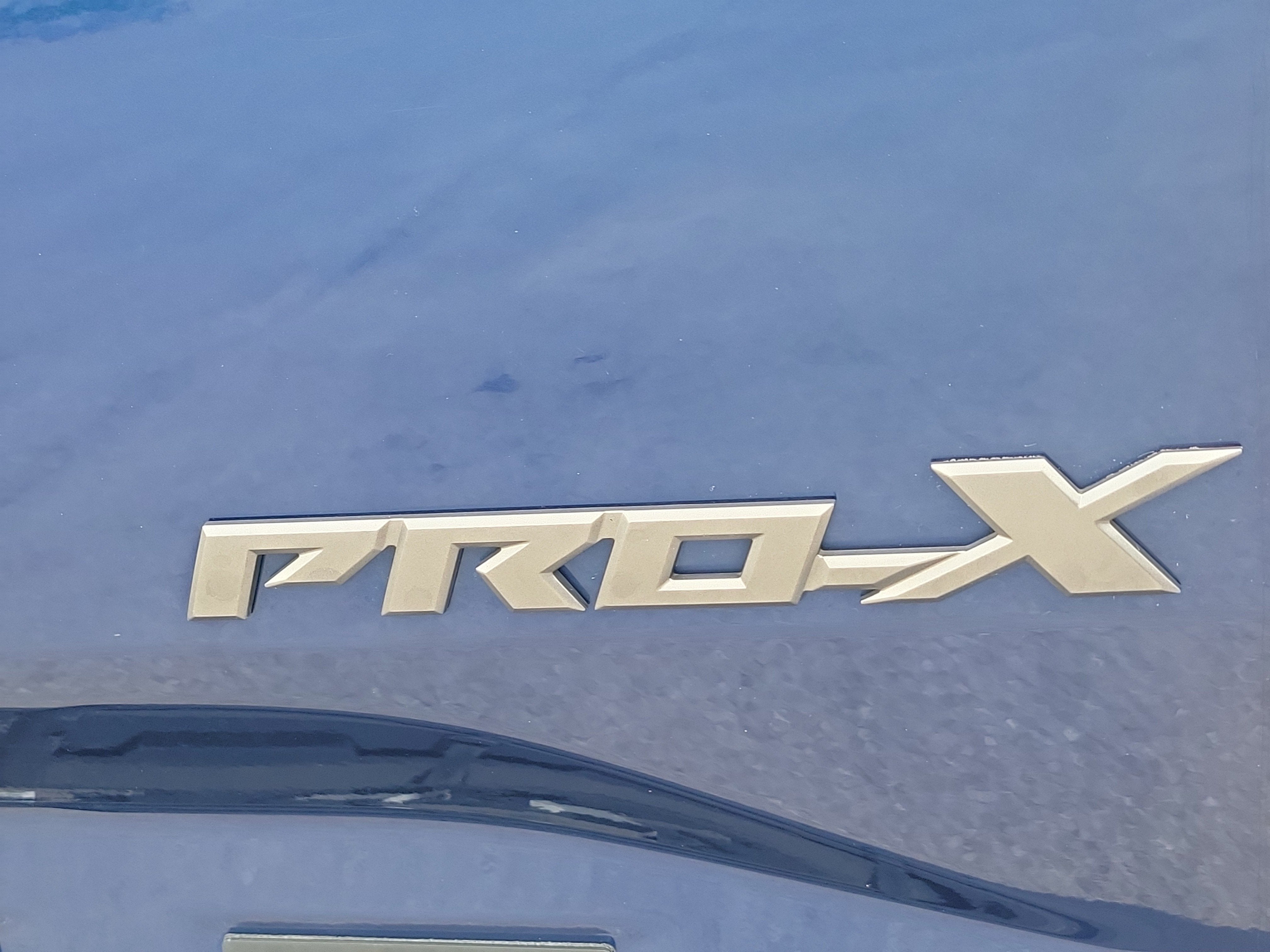 2022 Nissan Frontier PRO-X