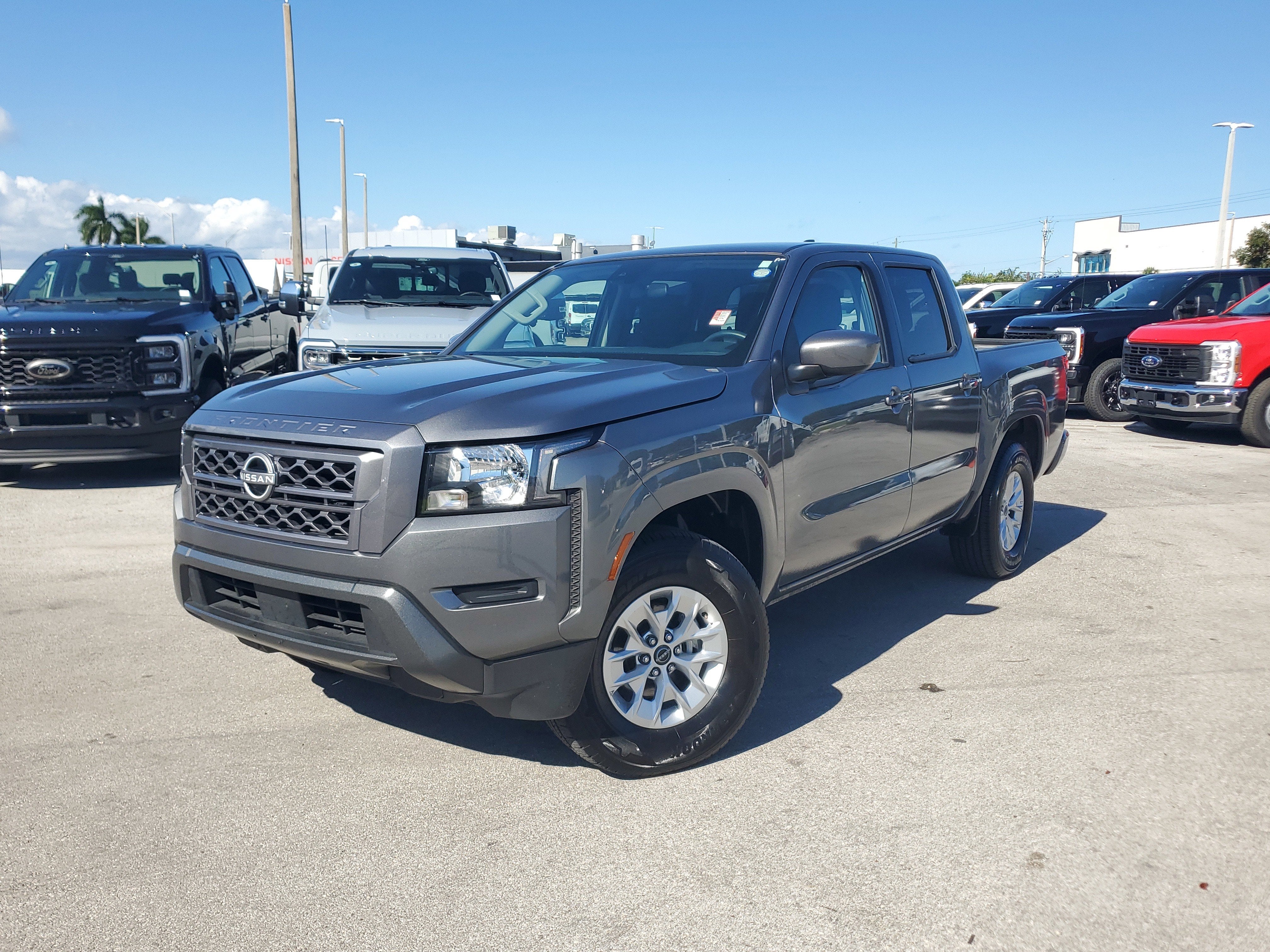 2024 Nissan Frontier Crew Cab SV