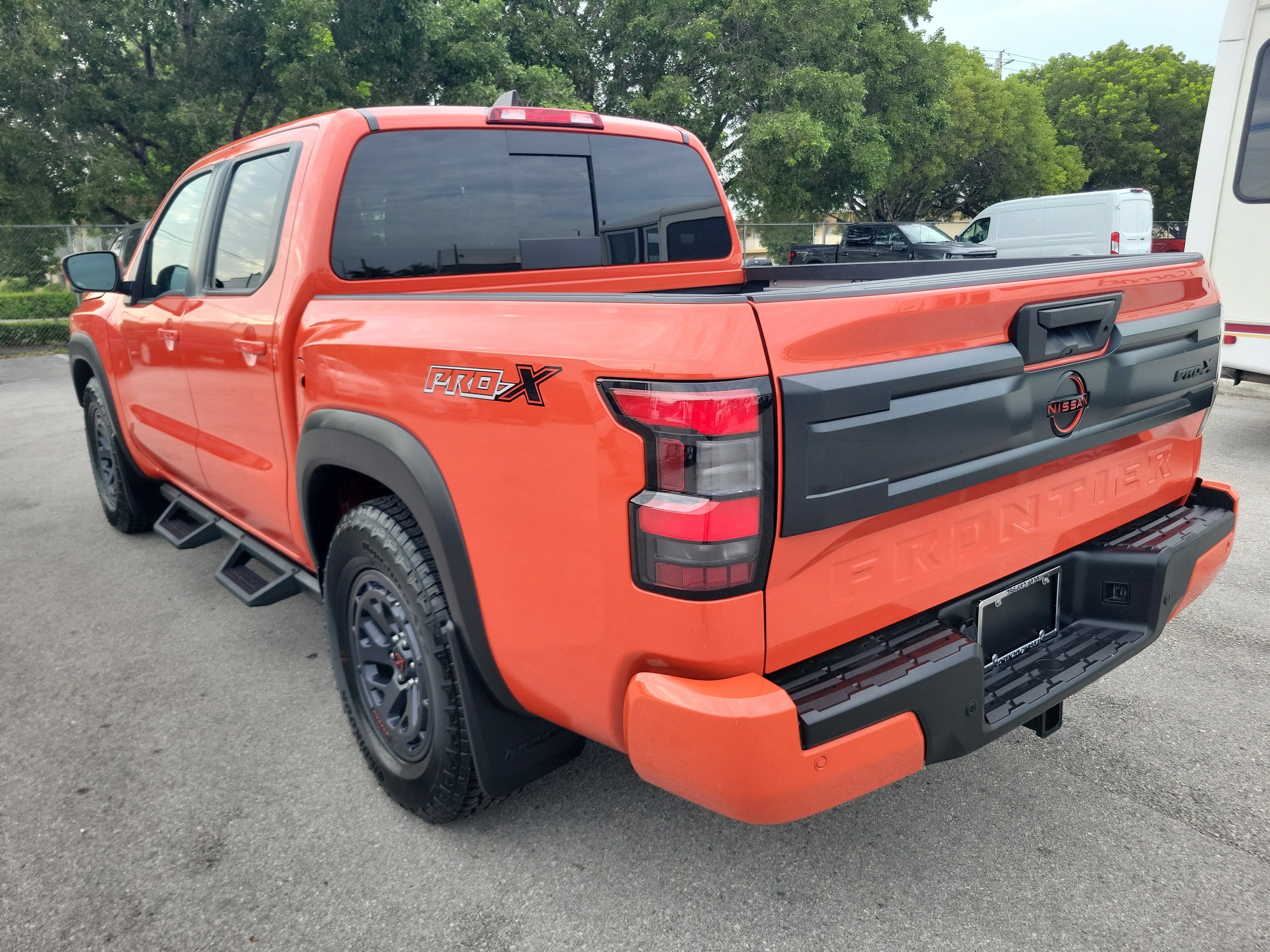 2025 Nissan Frontier Crew Cab PRO-X®