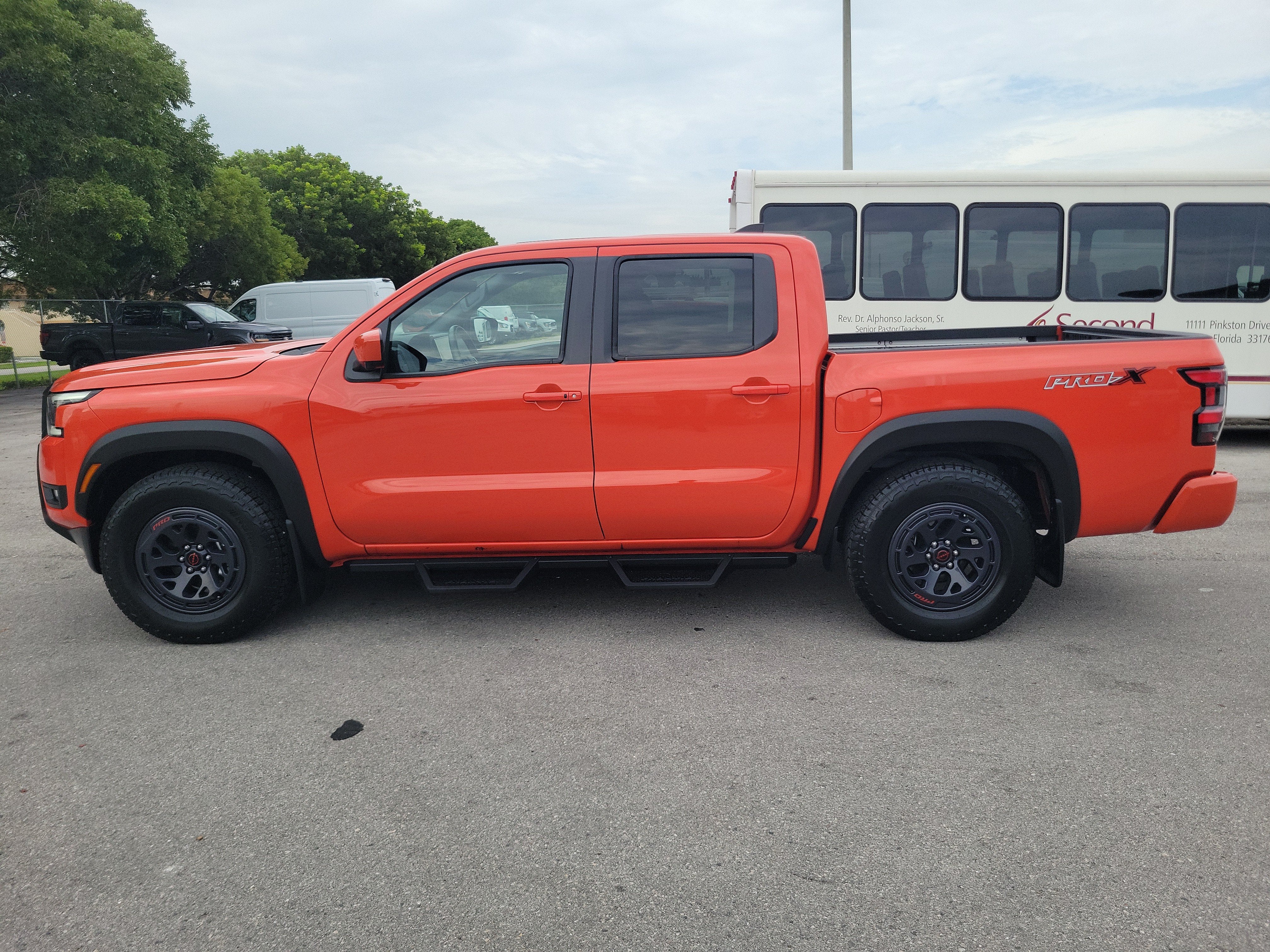 2025 Nissan Frontier Crew Cab PRO-X®