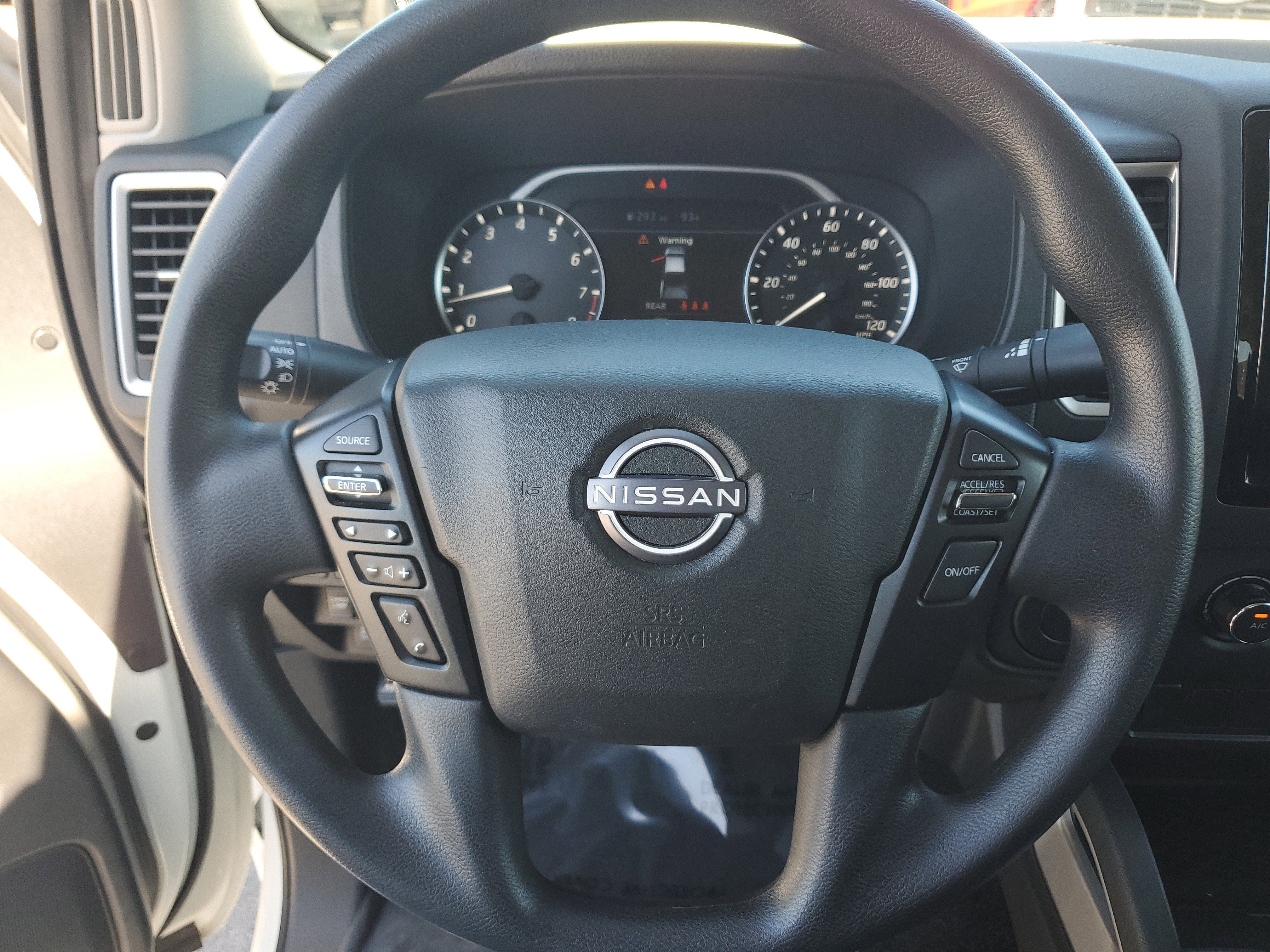 2024 Nissan Frontier SV